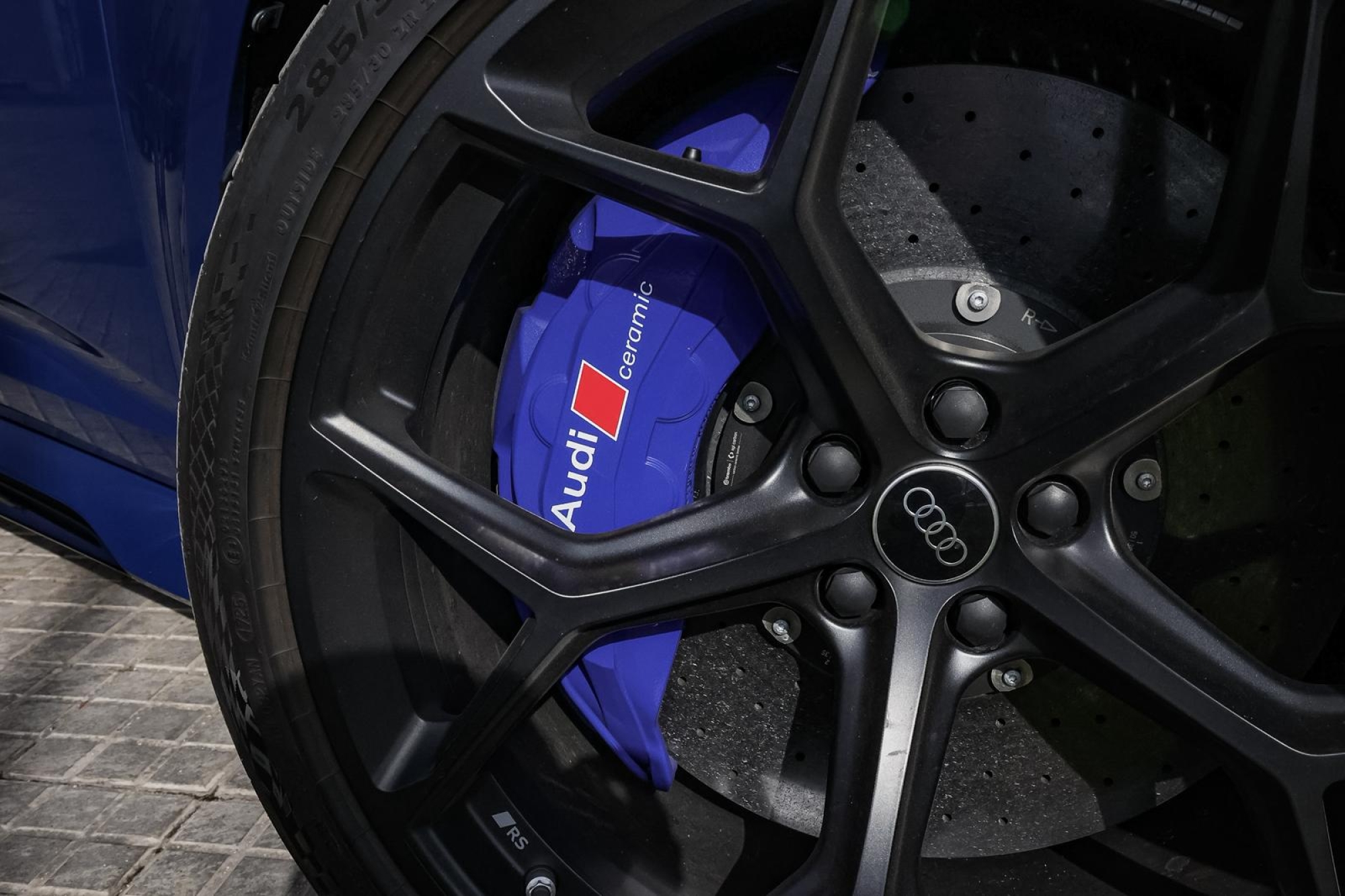 AUDI RS6 PERFORMANCE