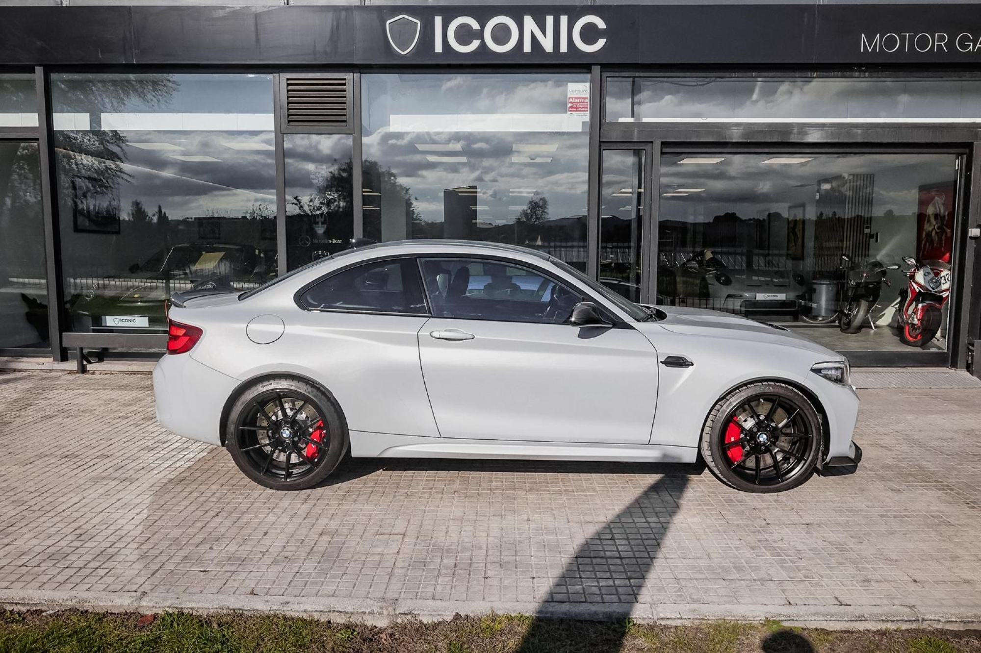 BMW M2 CS