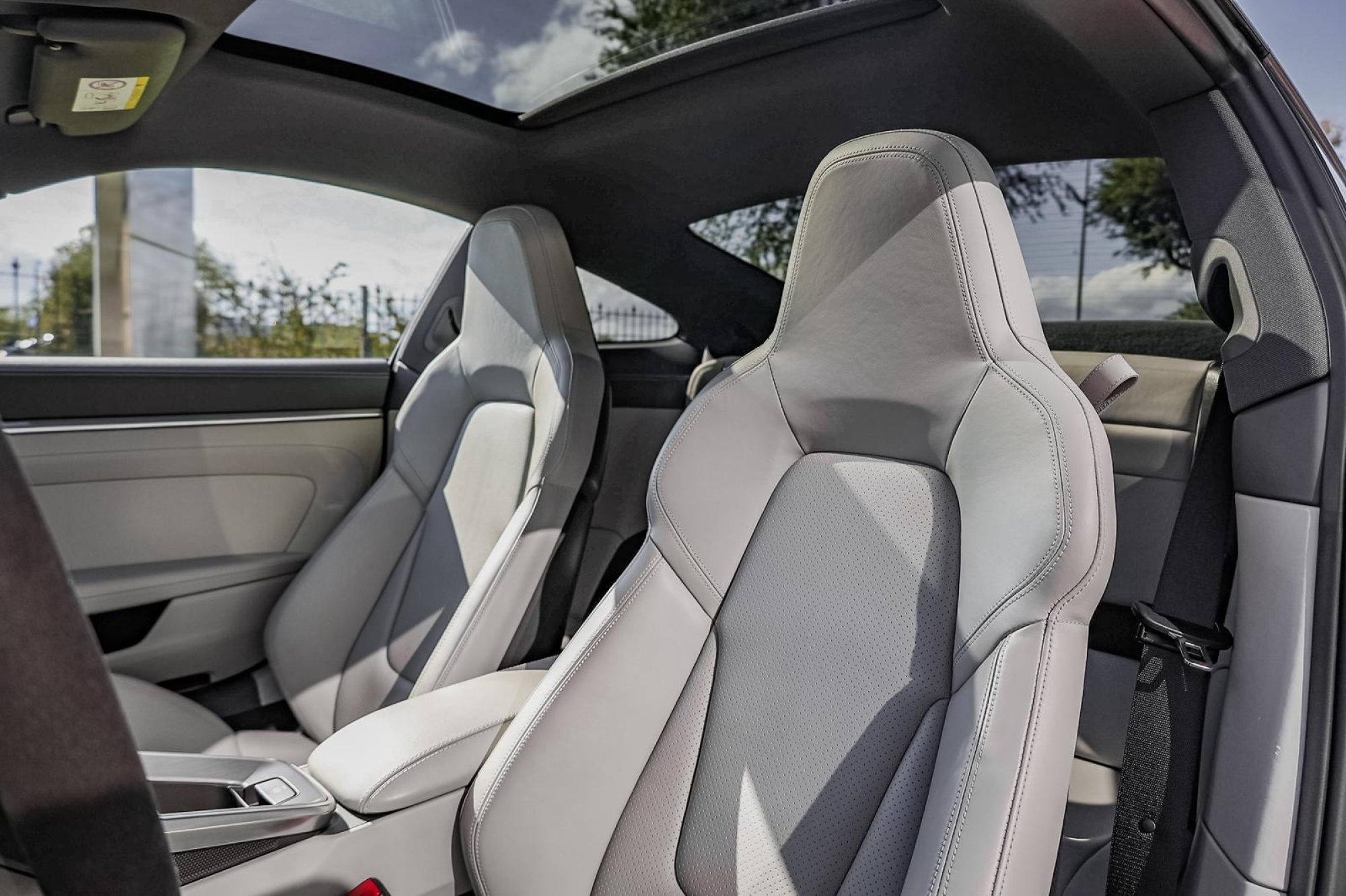 PORSCHE 911 992 CARRERA 4S