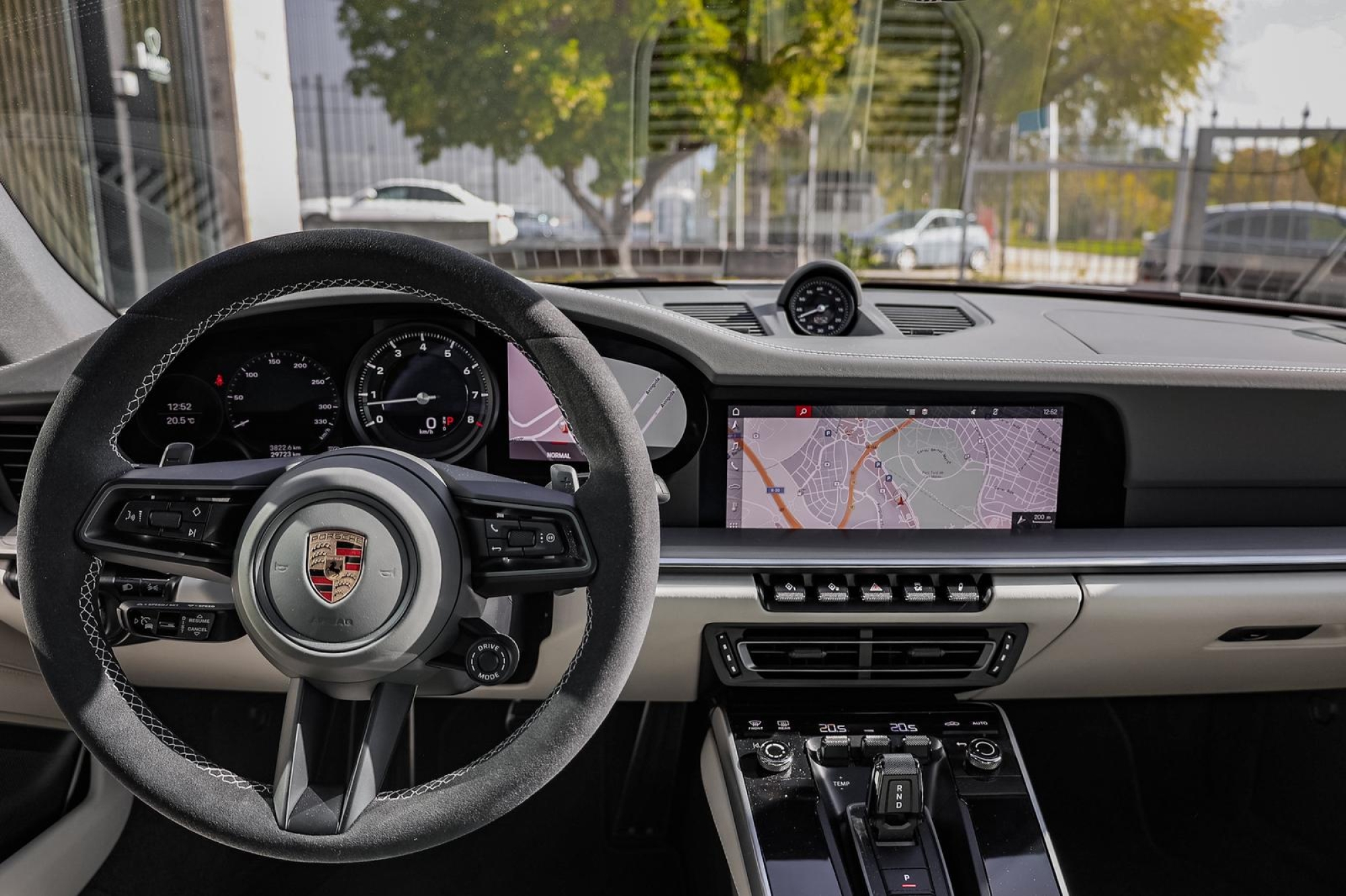 PORSCHE 911 992 CARRERA 4S