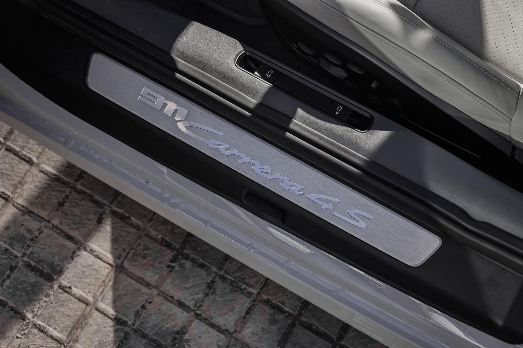 PORSCHE 911 992 CARRERA 4S