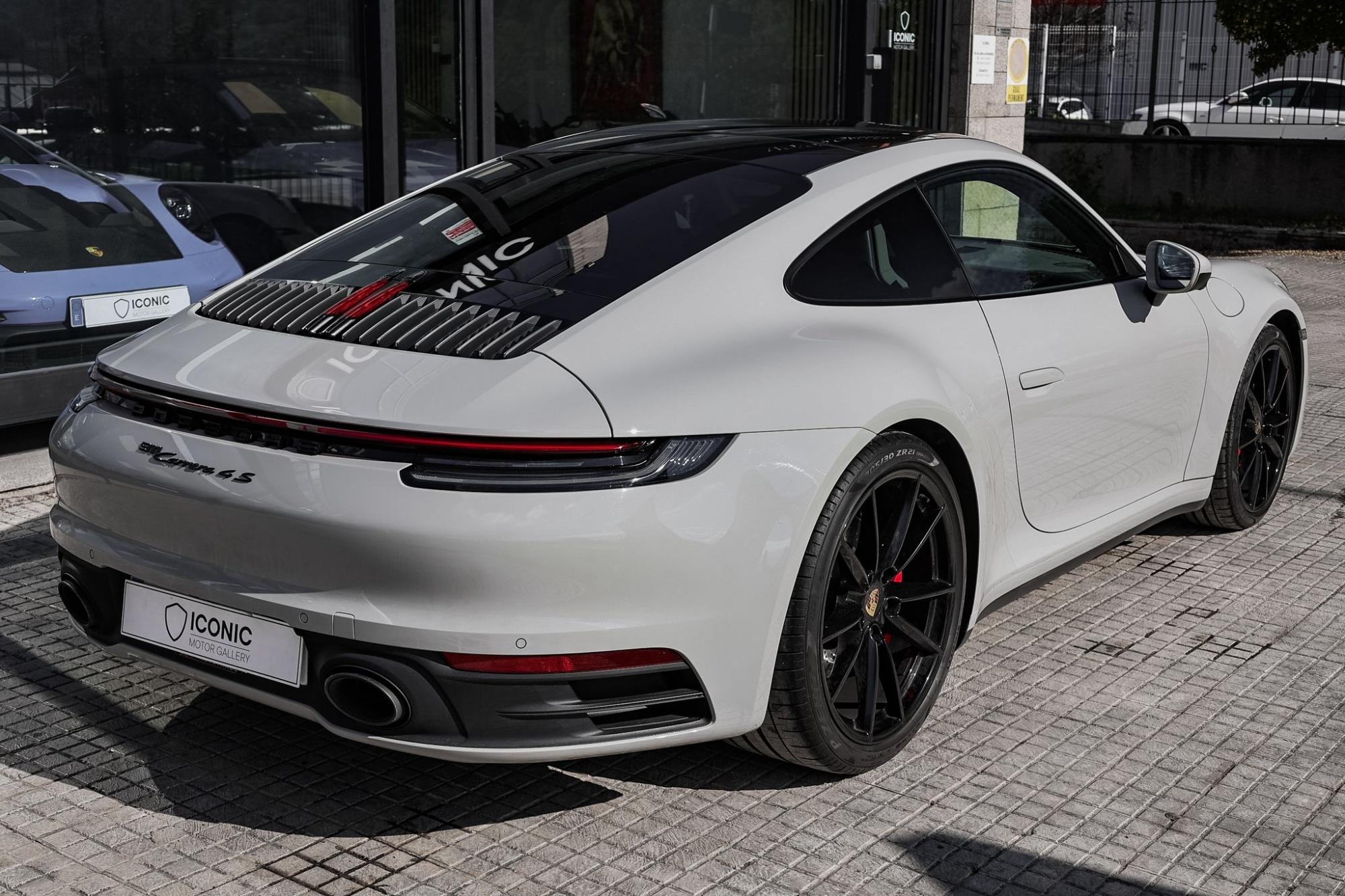 PORSCHE 911 992 CARRERA 4S