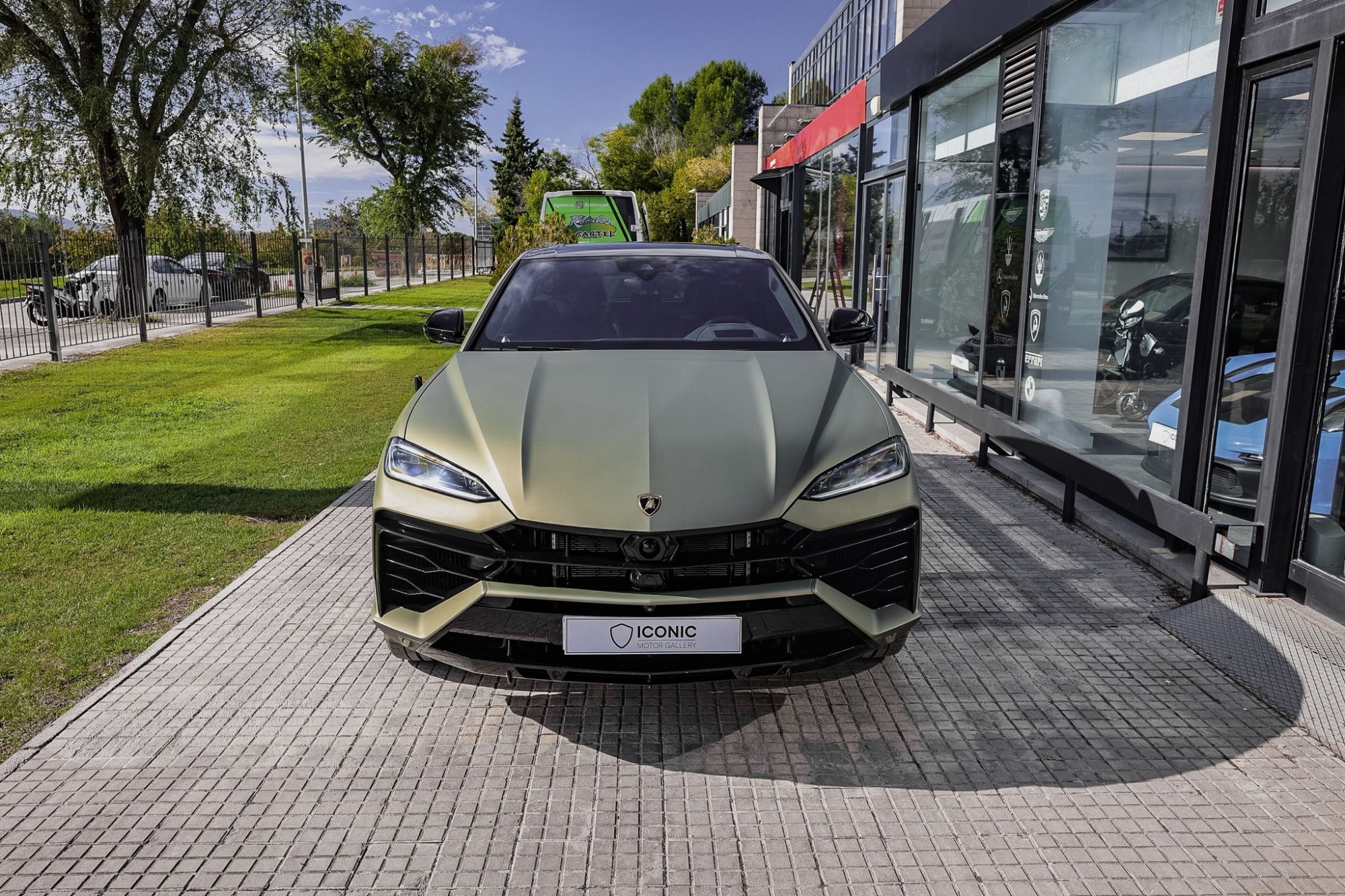 LAMBORGHINI URUS SE