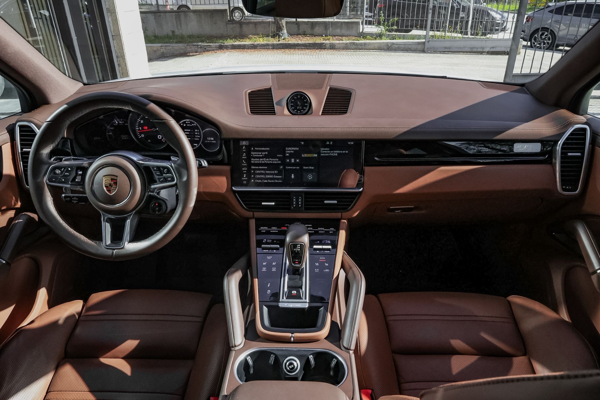 PORSCHE CAYENNE EDICIÓN DAKAR