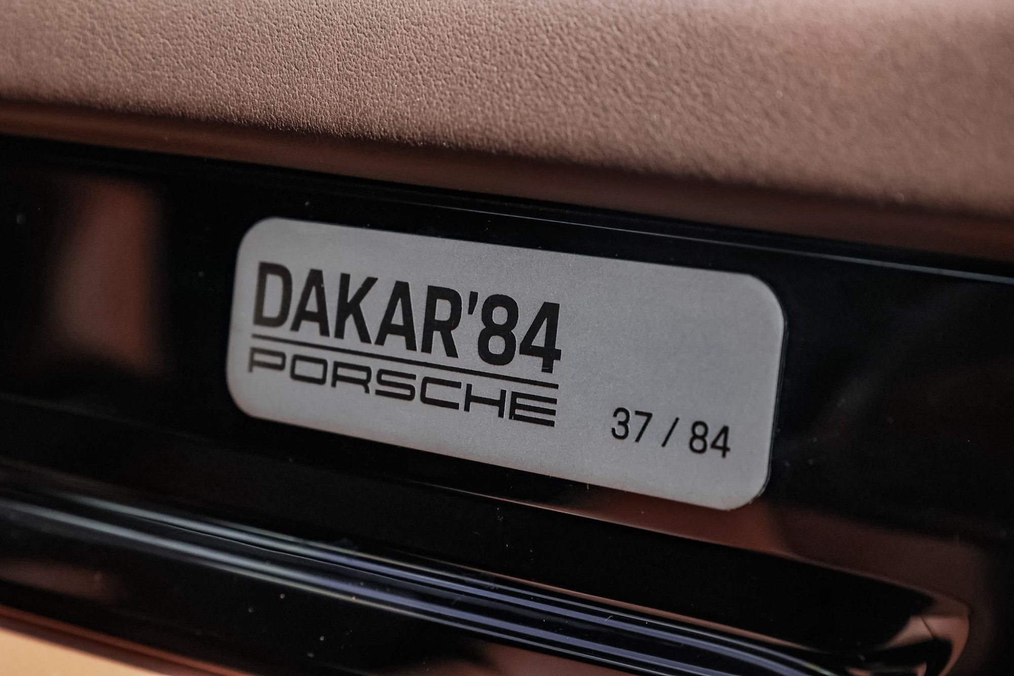 PORSCHE CAYENNE EDICIÓN DAKAR