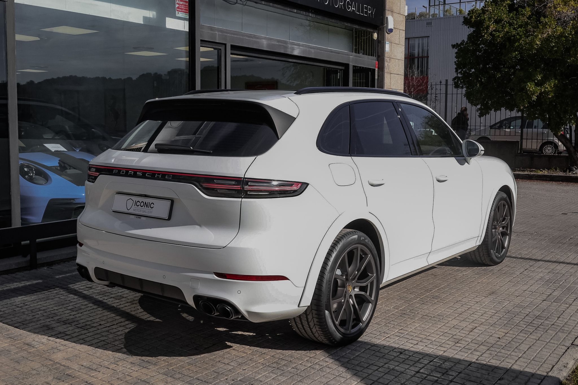 PORSCHE CAYENNE EDICIÓN DAKAR