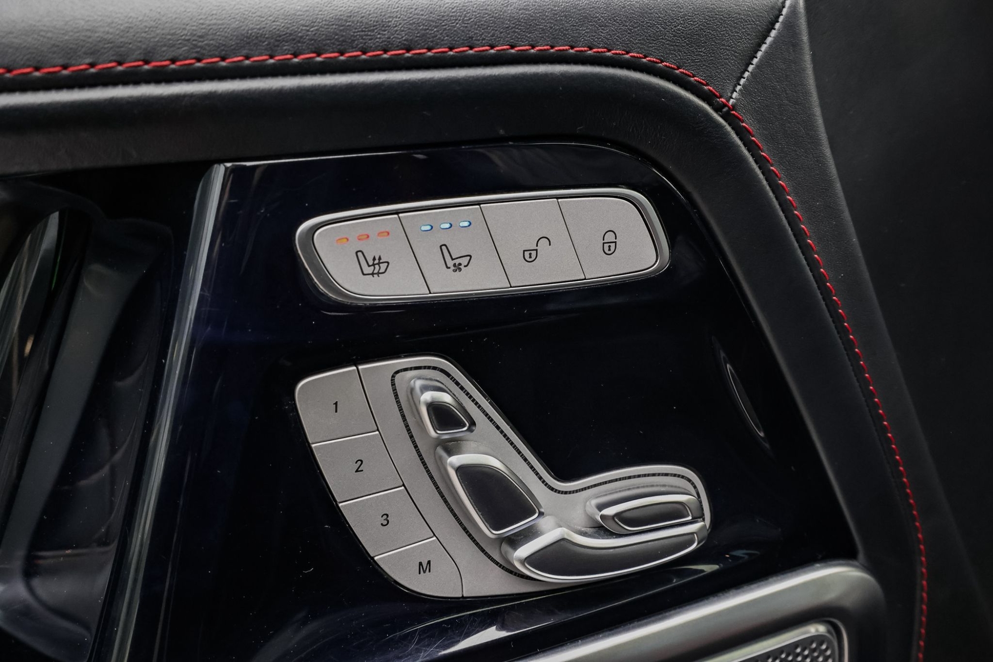 MERCEDES-BENZ G63 AMG EDITION 1