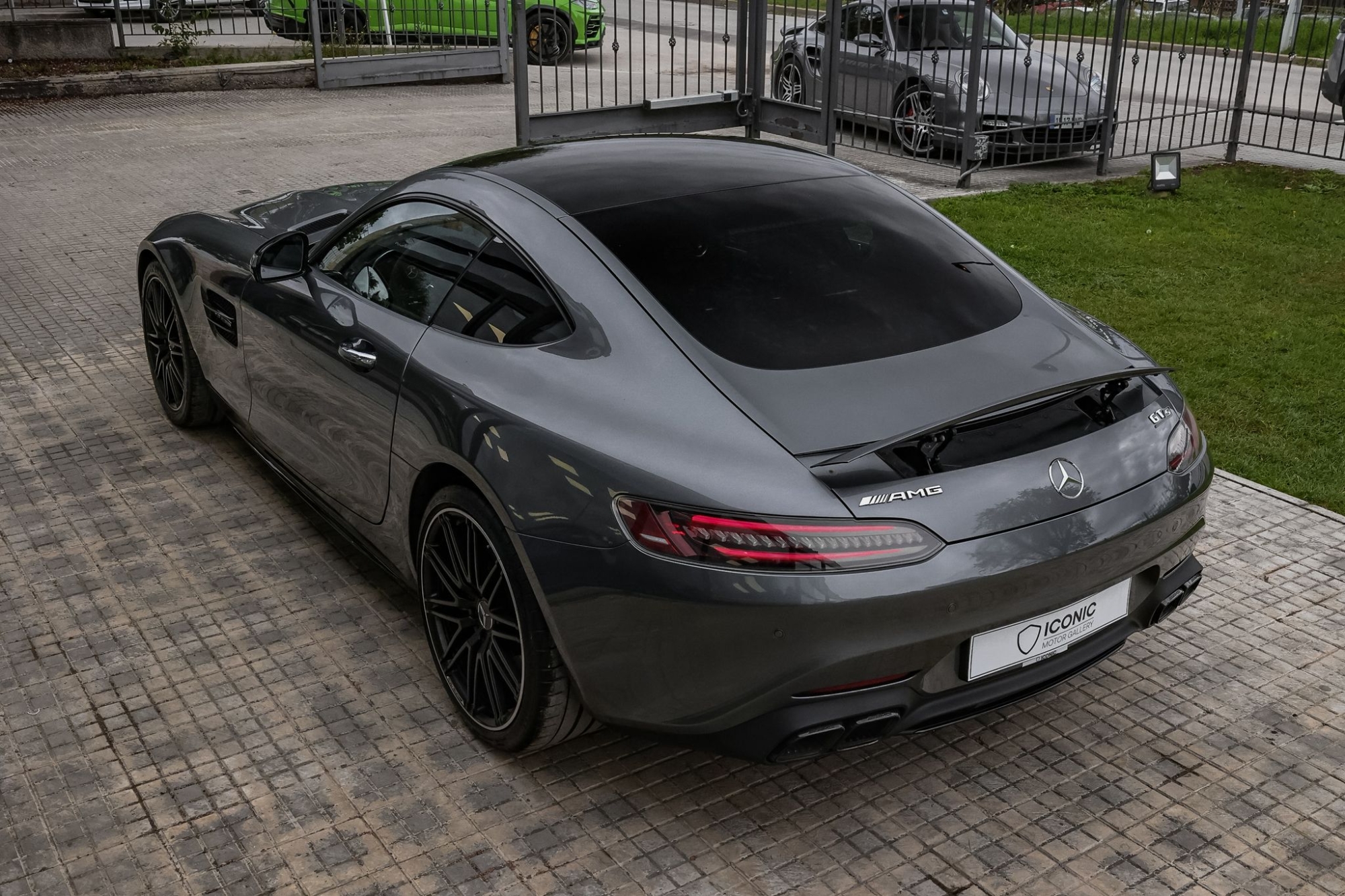 MERCEDES-BENZ AMG GT S