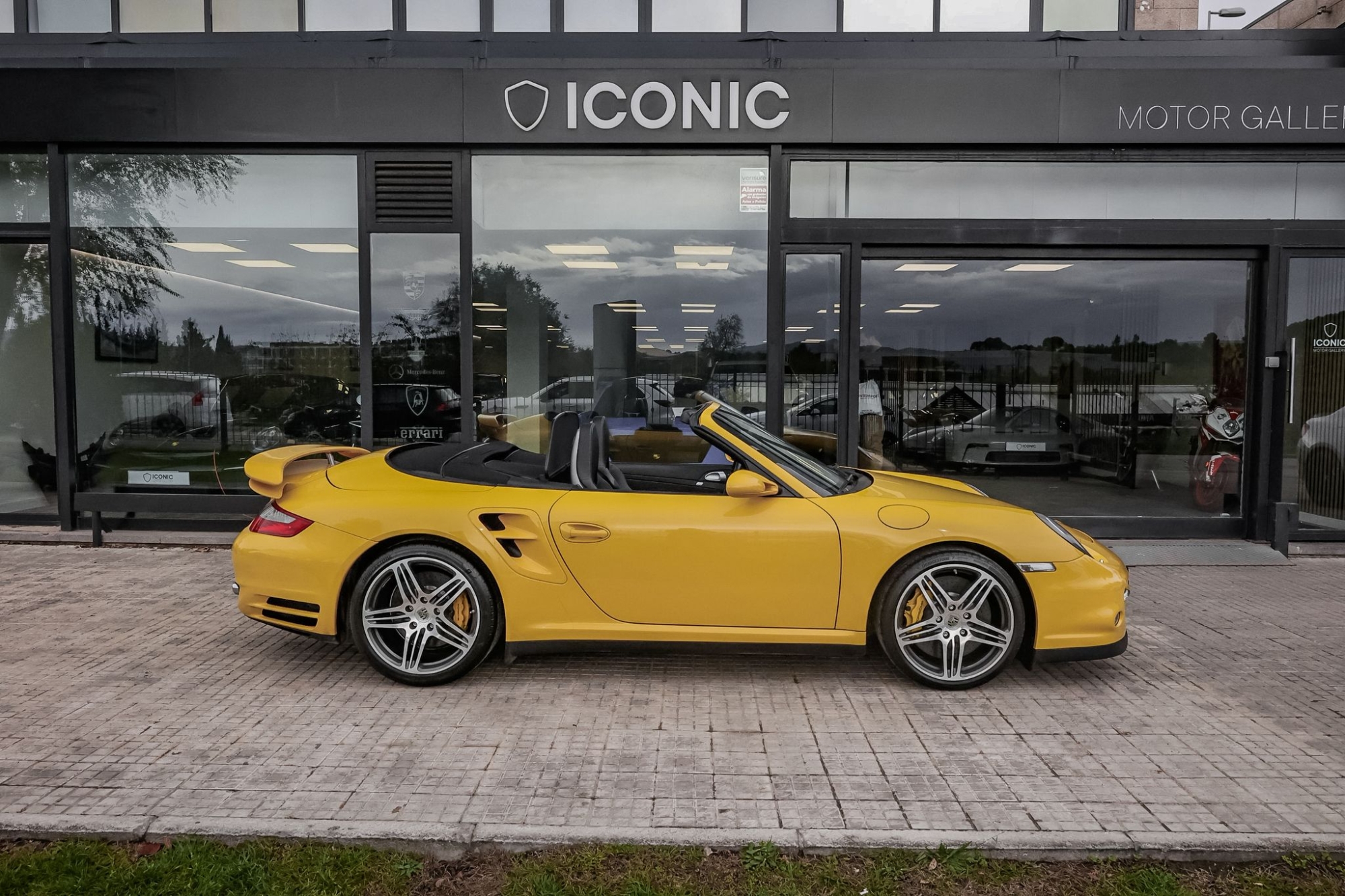 PORSCHE 911 997 TURBO CABRIO