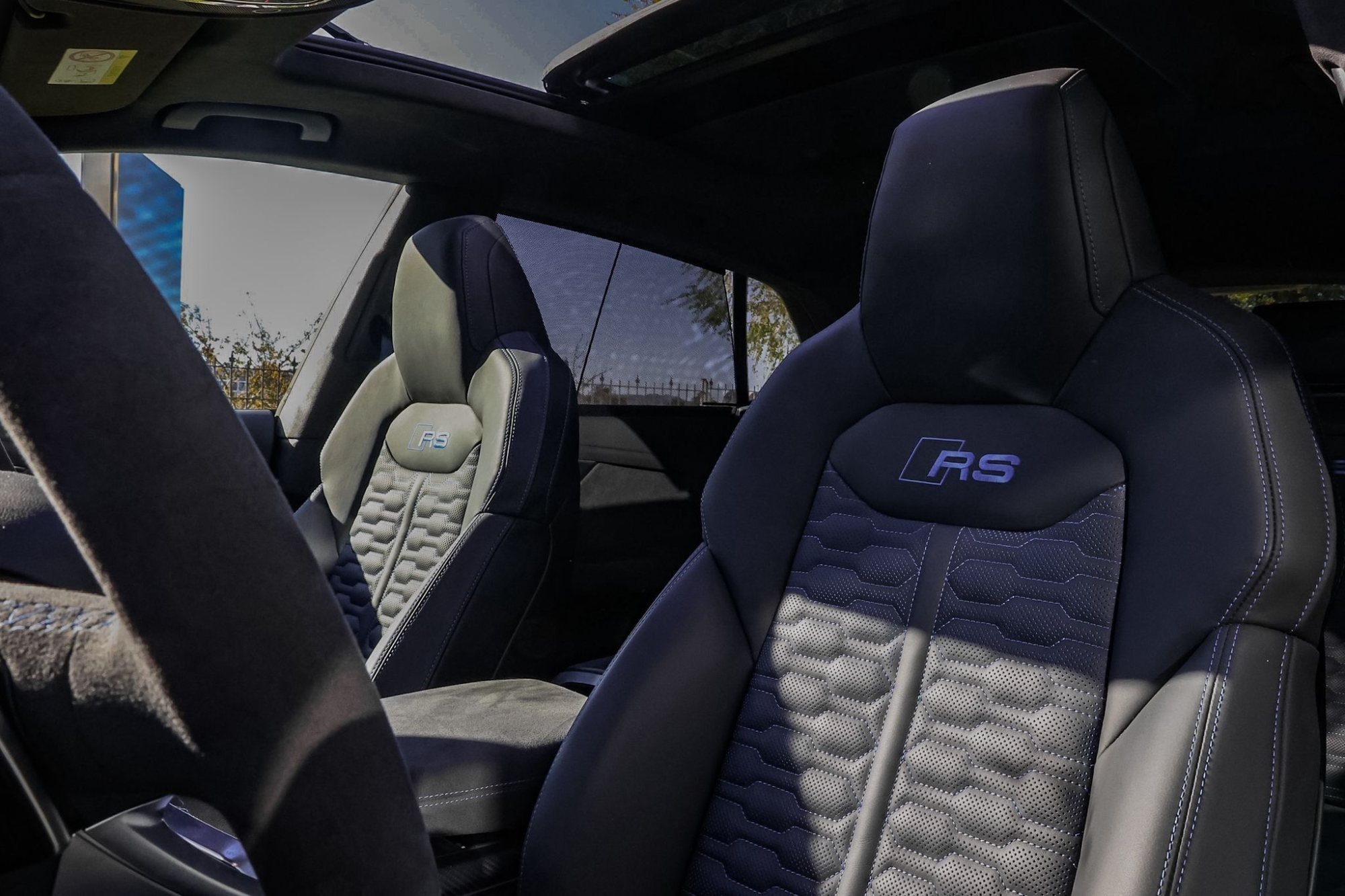 AUDI RSQ8 PERFORMANCE