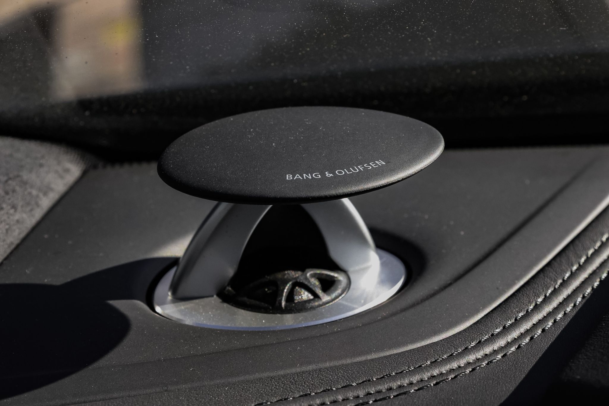 AUDI RSQ8 PERFORMANCE