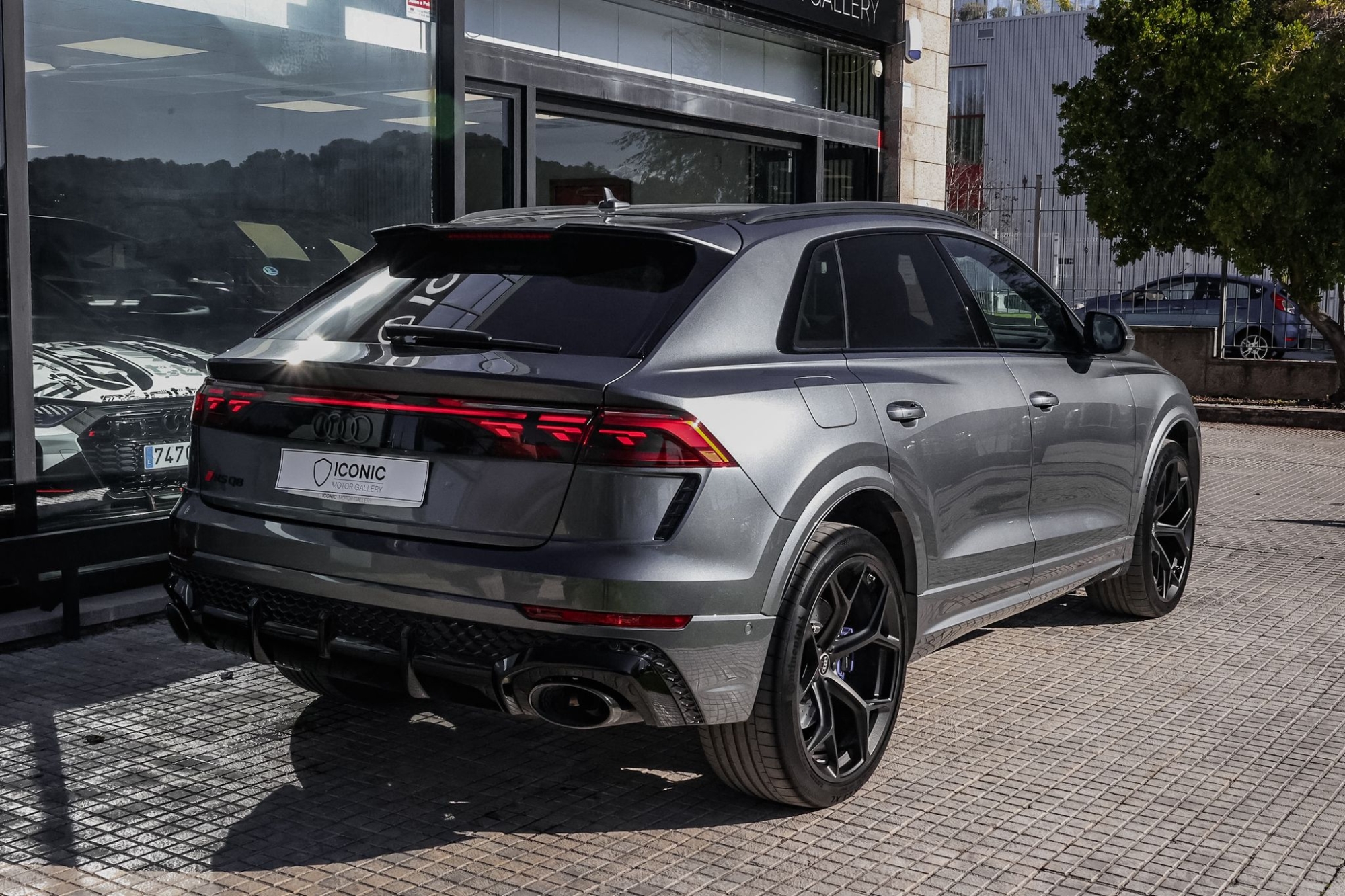 AUDI RSQ8 PERFORMANCE