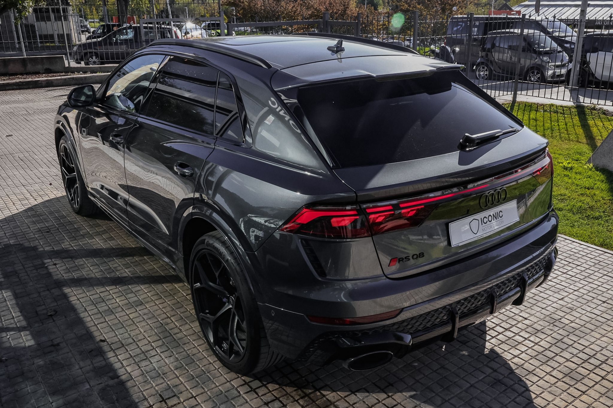 AUDI RSQ8 PERFORMANCE