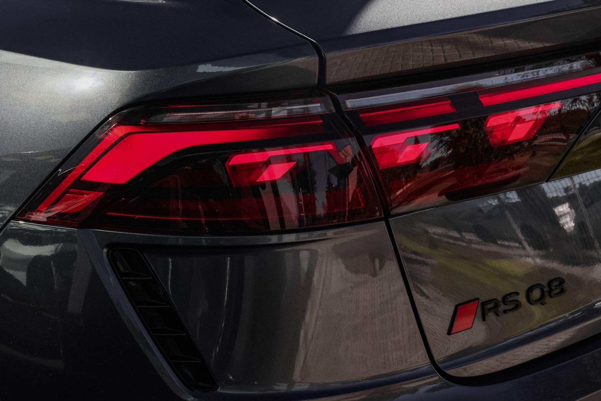 AUDI RSQ8 PERFORMANCE