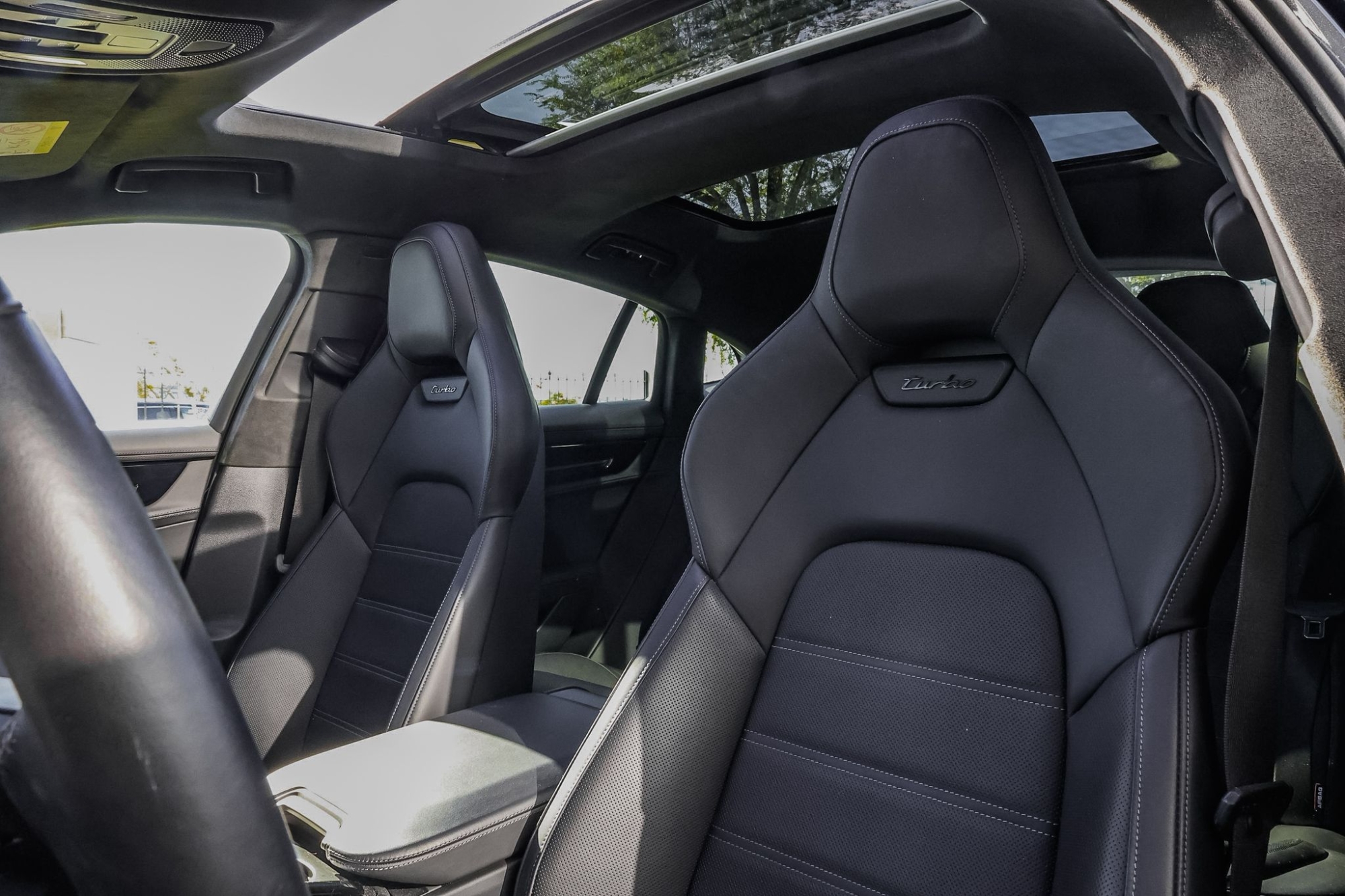 PORSCHE PANAMERA TURBO E-HYBRID