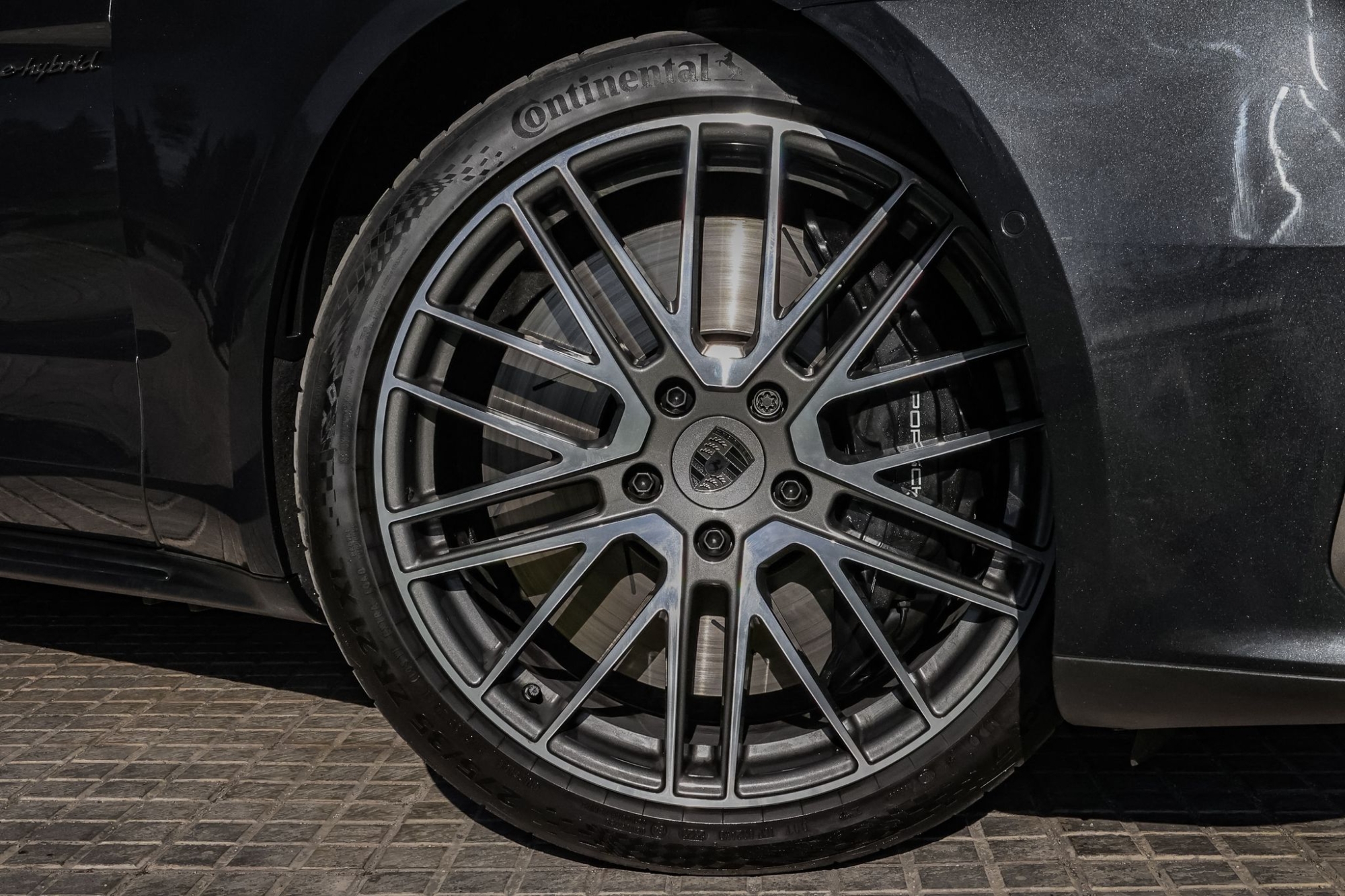 PORSCHE PANAMERA TURBO E-HYBRID