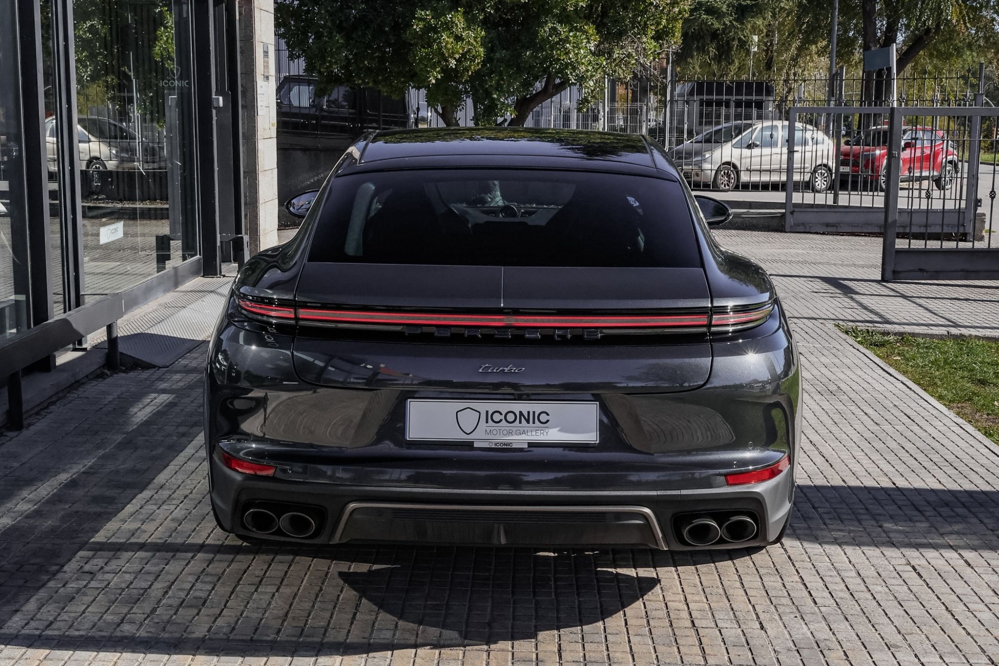 PORSCHE PANAMERA TURBO E-HYBRID