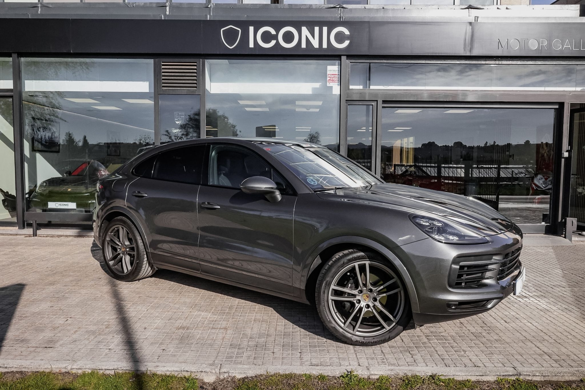 PORSCHE CAYENNE COUPE 
