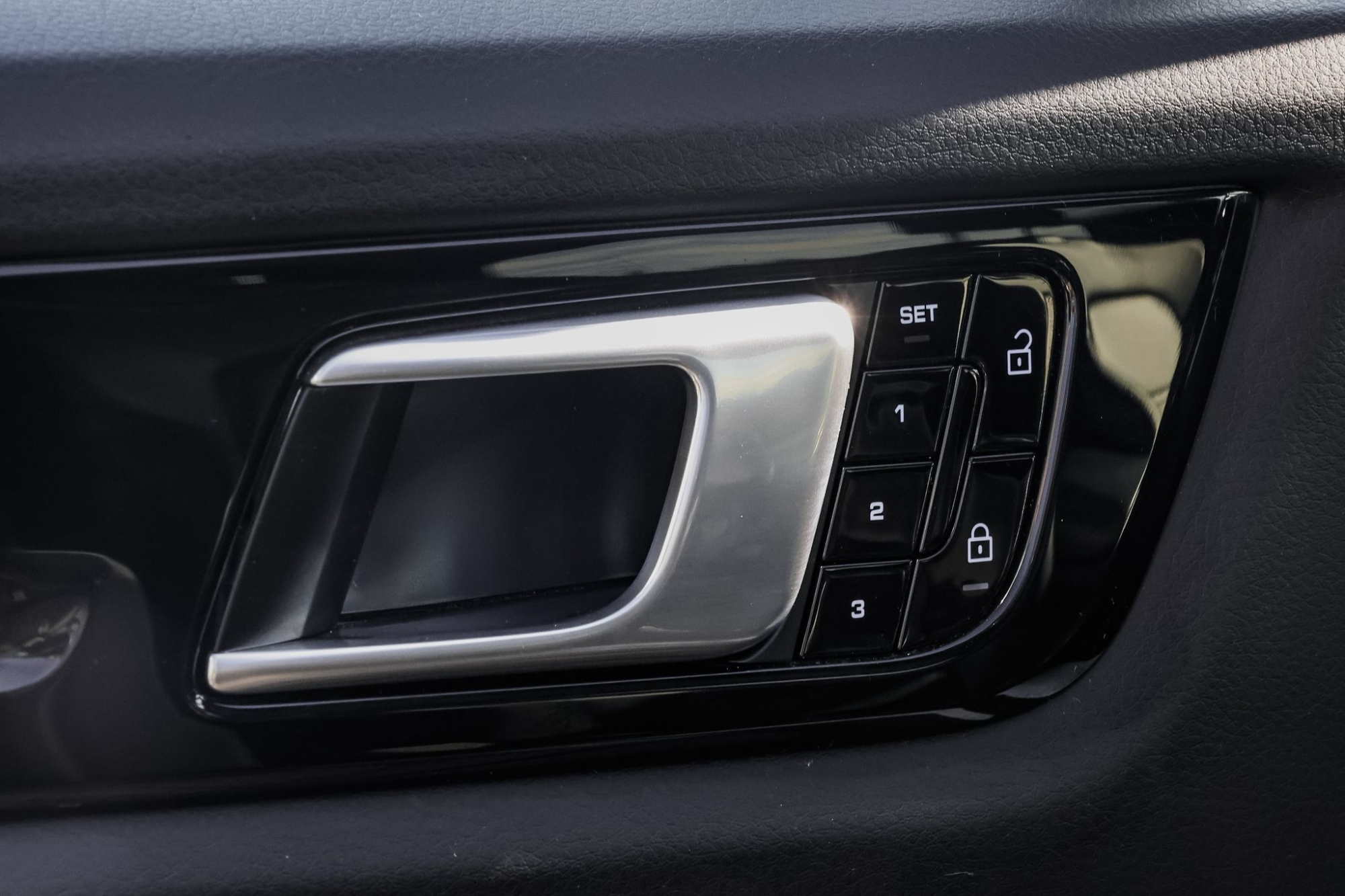 PORSCHE CAYENNE COUPE 