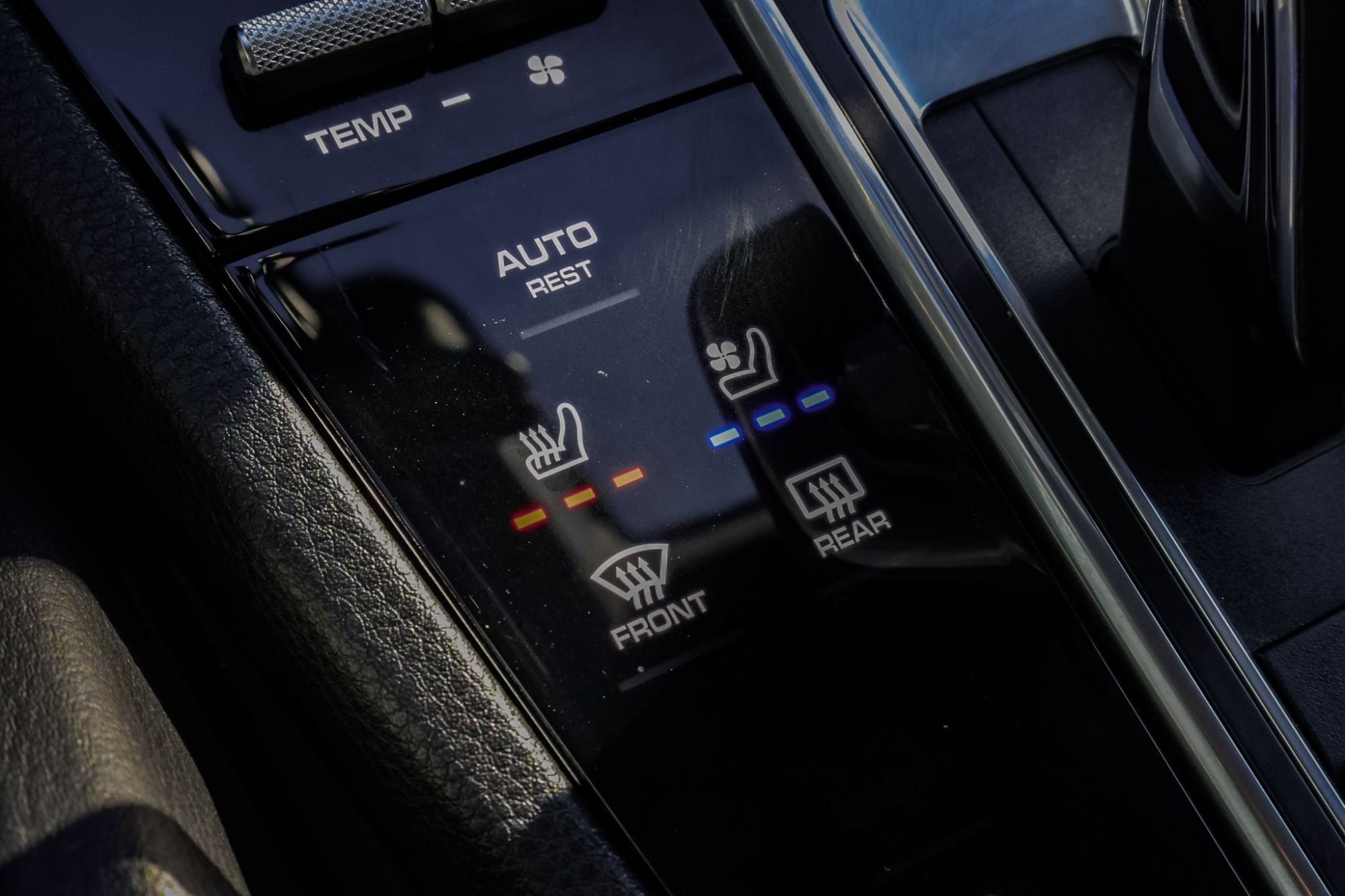 PORSCHE CAYENNE COUPE 