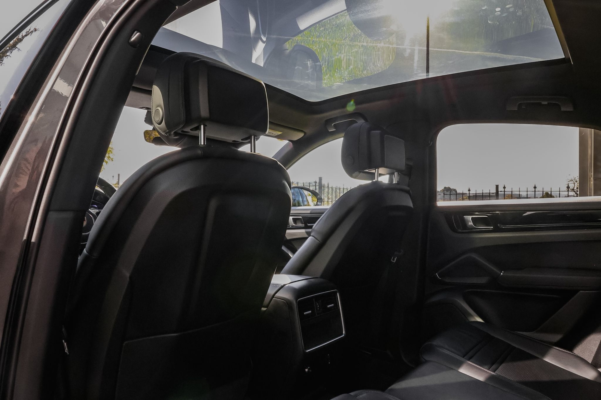 PORSCHE CAYENNE COUPE 