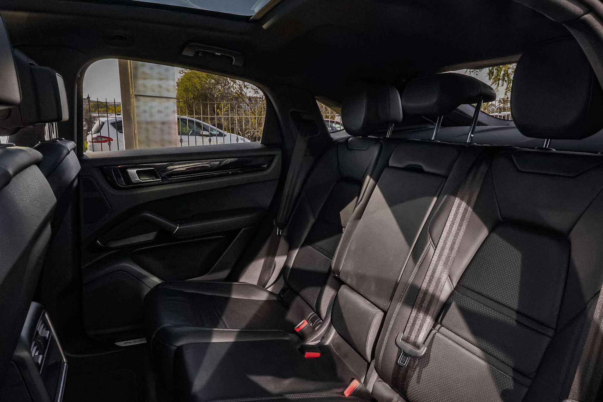 PORSCHE CAYENNE COUPE 