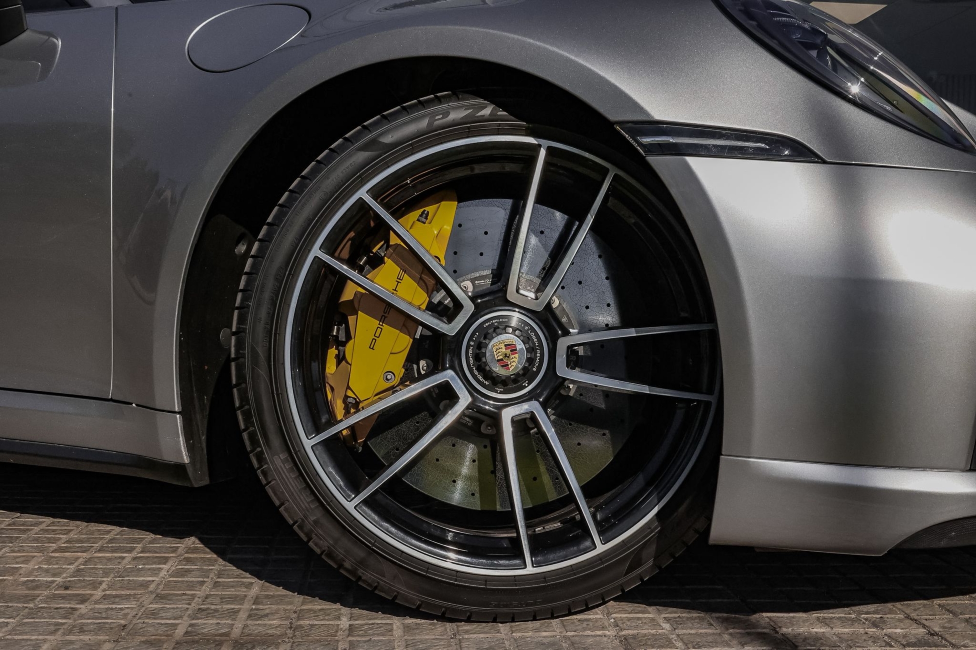 PORSCHE 911 992 TURBO S