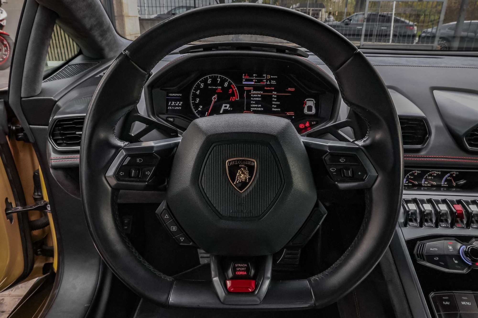 LAMBORGHINI HURACAN LP 610-4