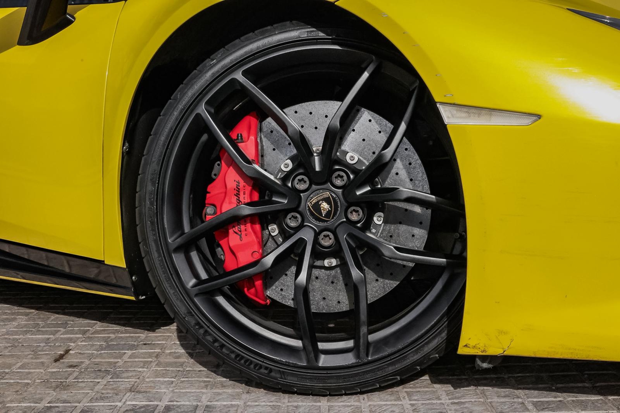 LAMBORGHINI HURACAN LP 610-4