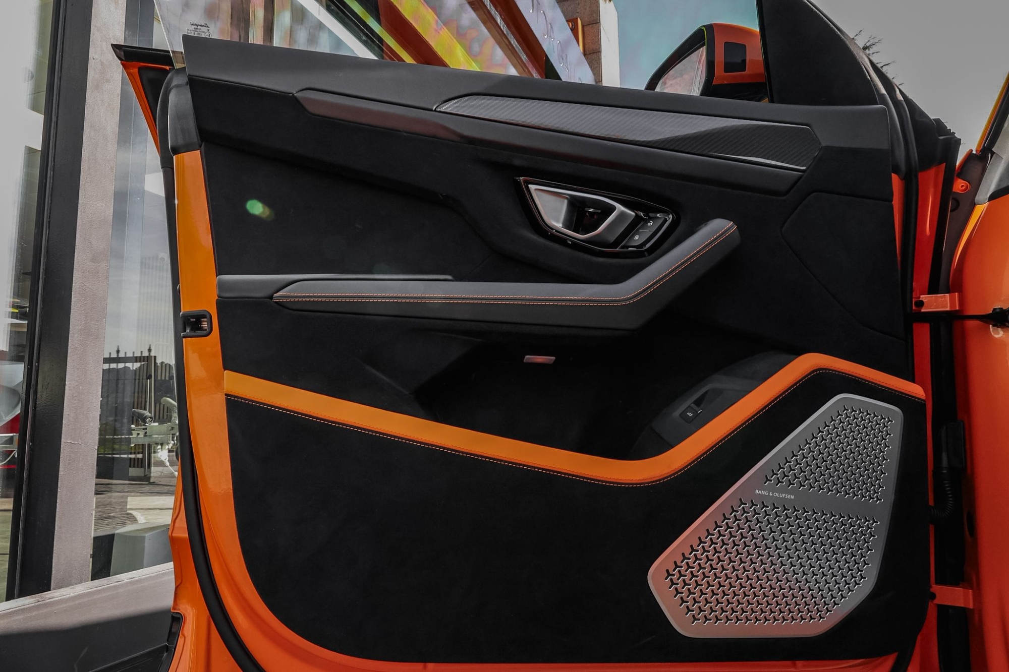 LAMBORGHINI URUS PERFORMANTE