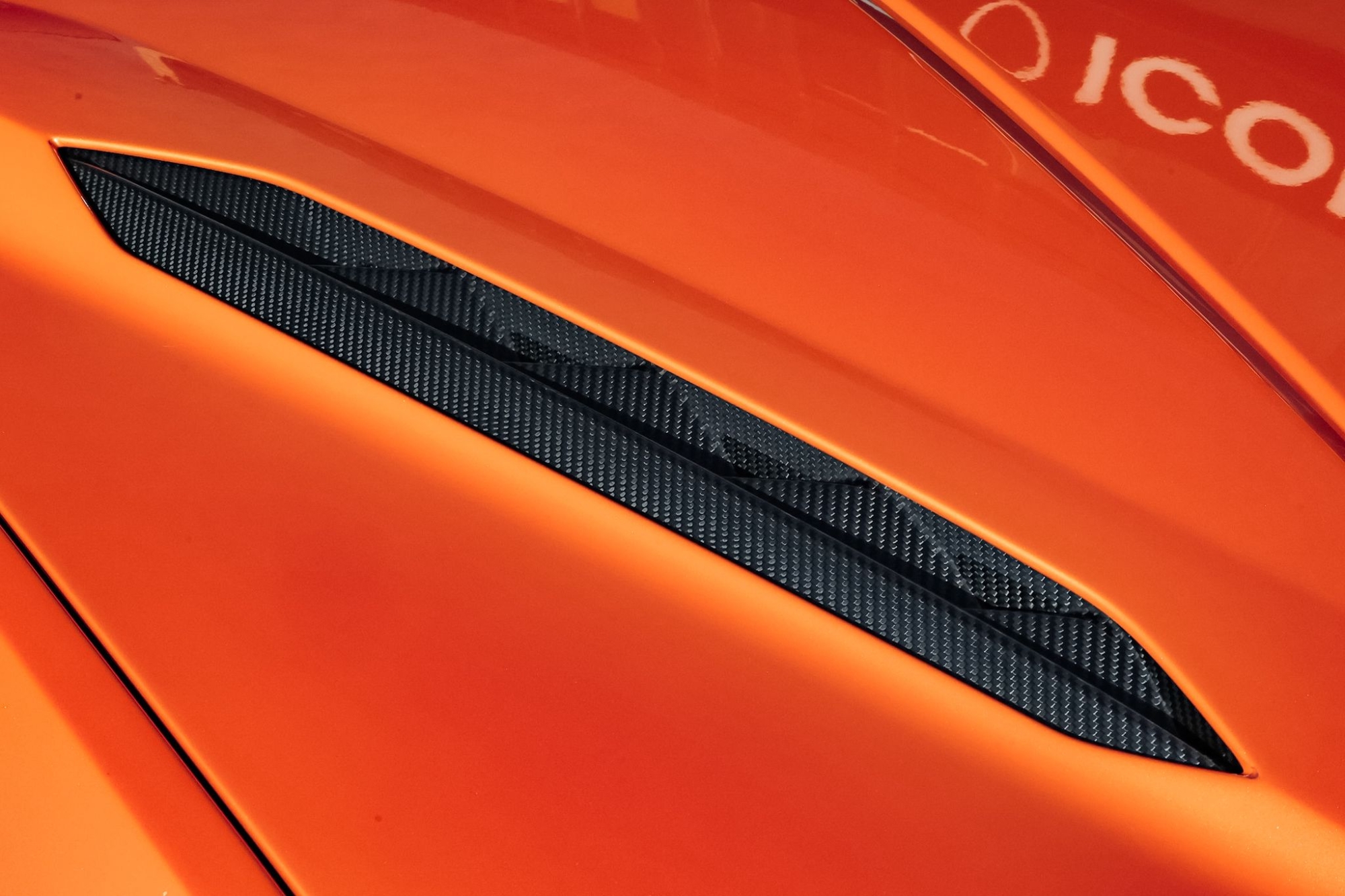 LAMBORGHINI URUS PERFORMANTE