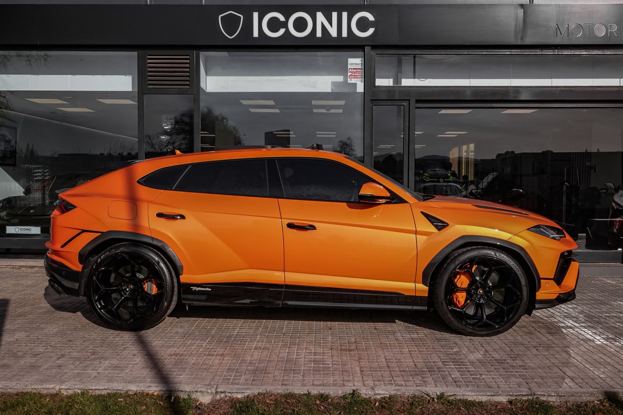 LAMBORGHINI URUS PERFORMANTE