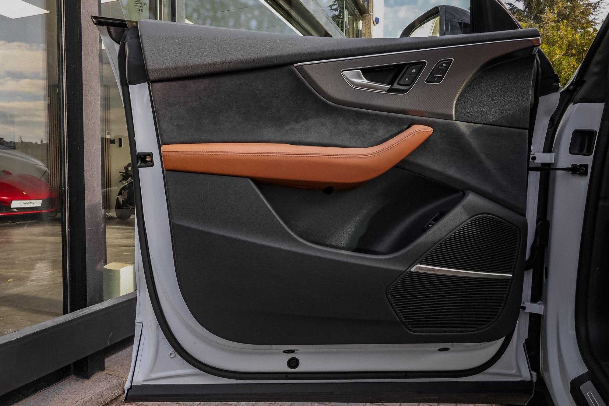 AUDI RSQ8 PERFORMANCE