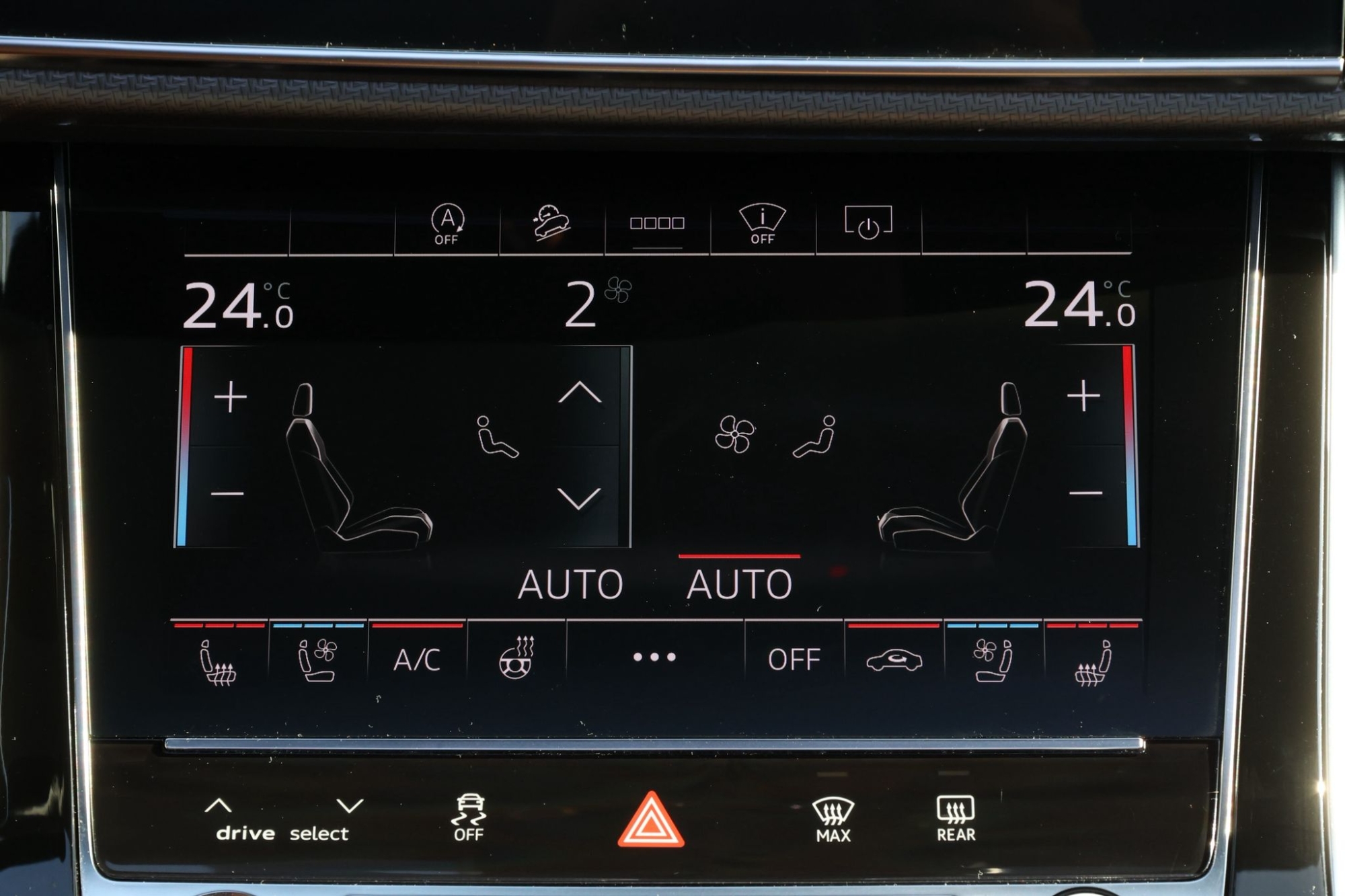 AUDI RSQ8 PERFORMANCE