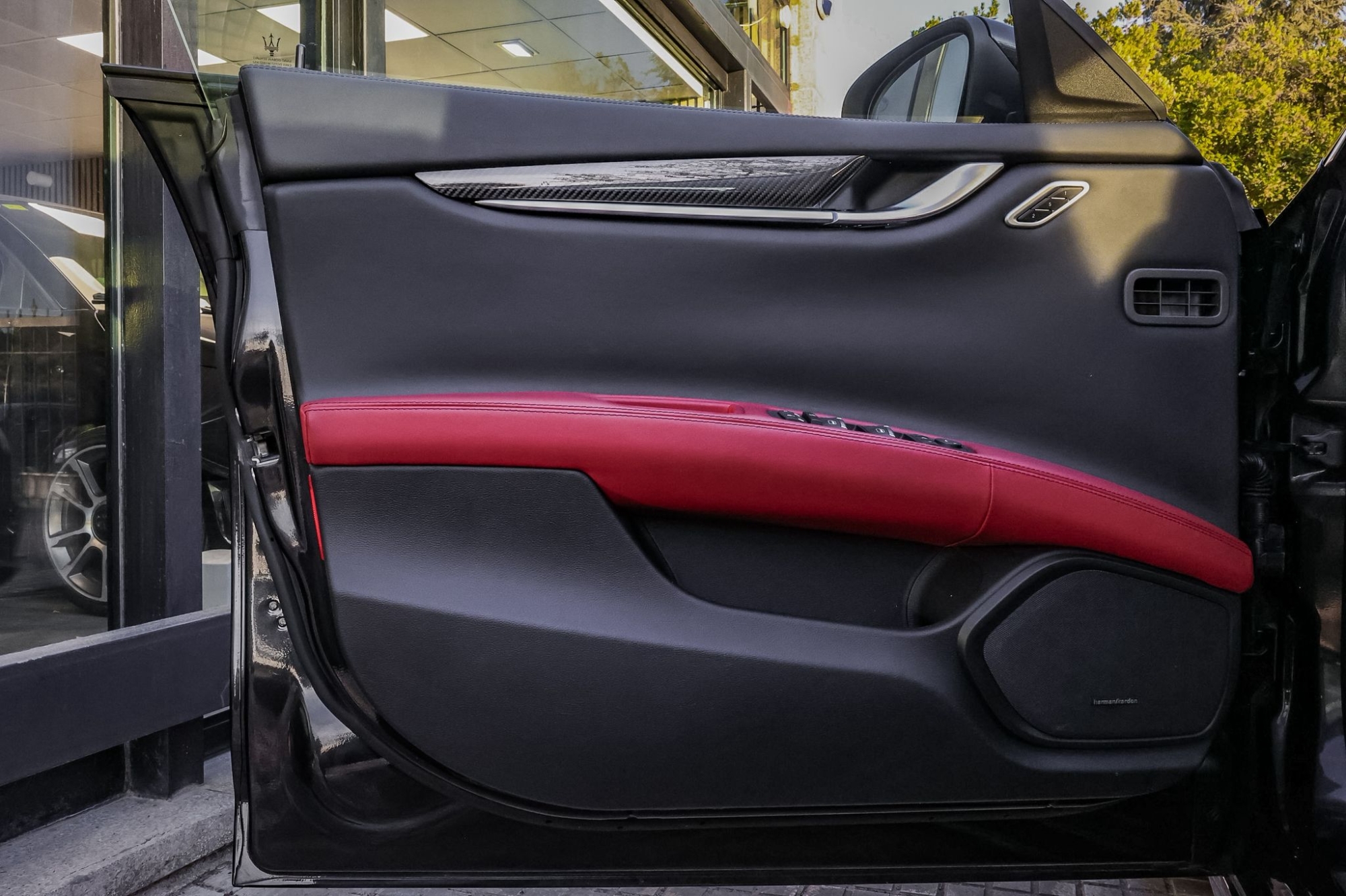 MASERATI GHIBLI GRANSPORT V6