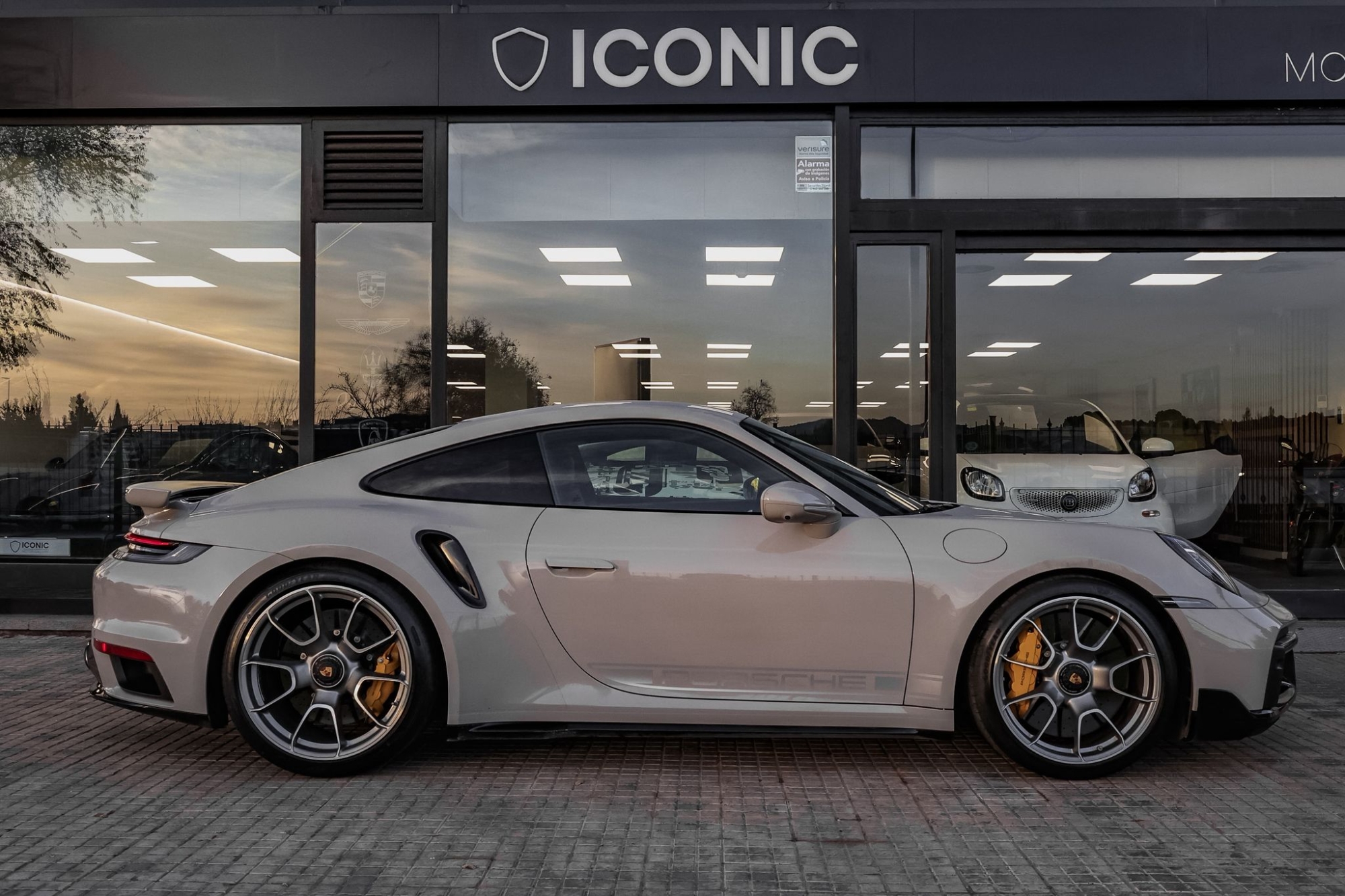 PORSCHE 911 992 TURBO S AEROKIT