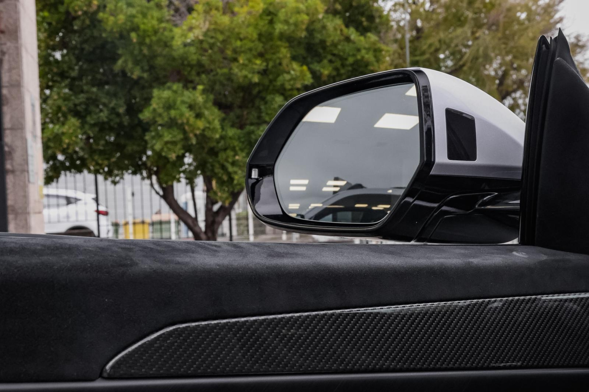 LAMBORGHINI URUS PERFORMANTE