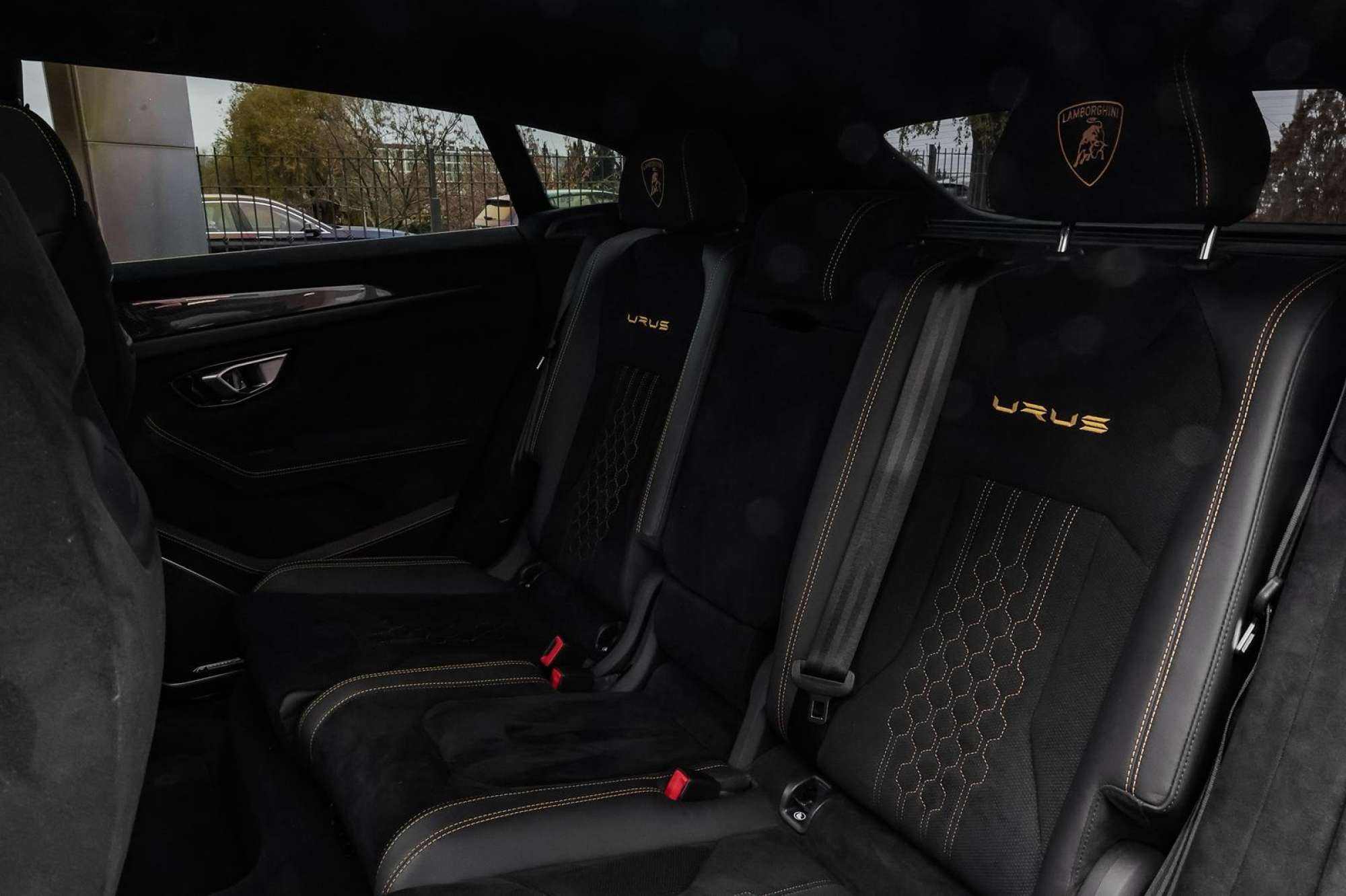 LAMBORGHINI URUS PERFORMANTE