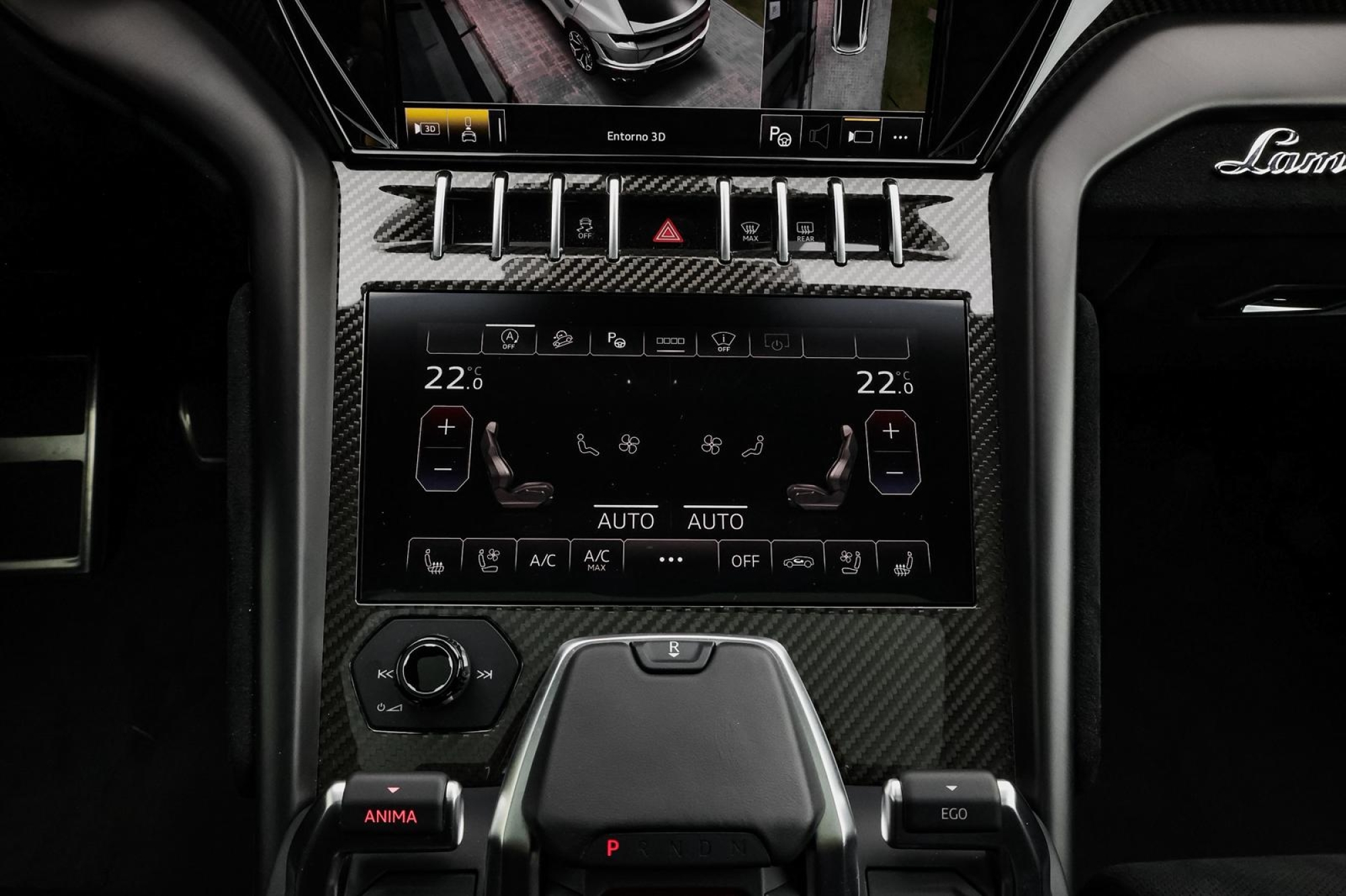 LAMBORGHINI URUS PERFORMANTE