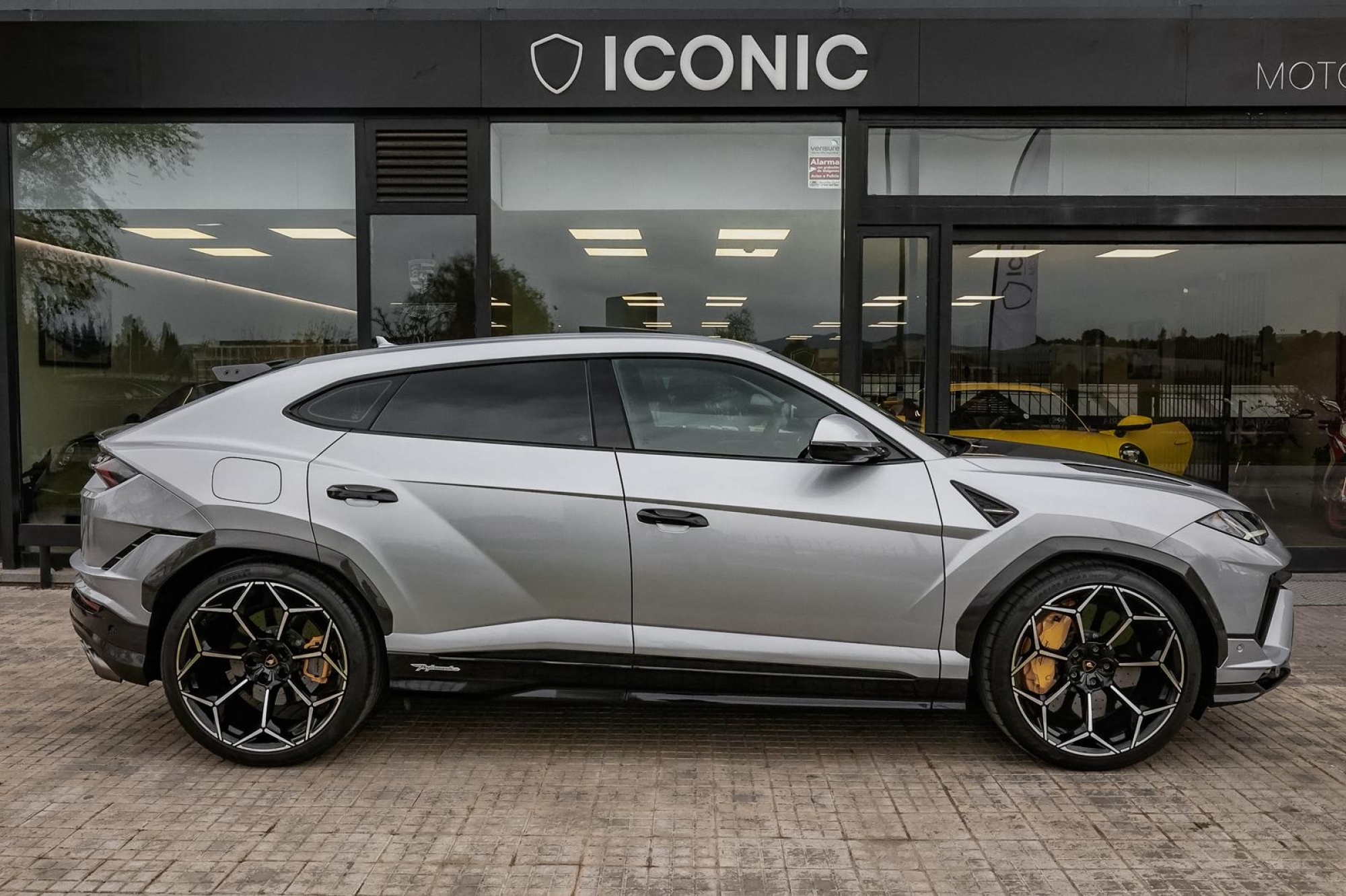 LAMBORGHINI URUS PERFORMANTE