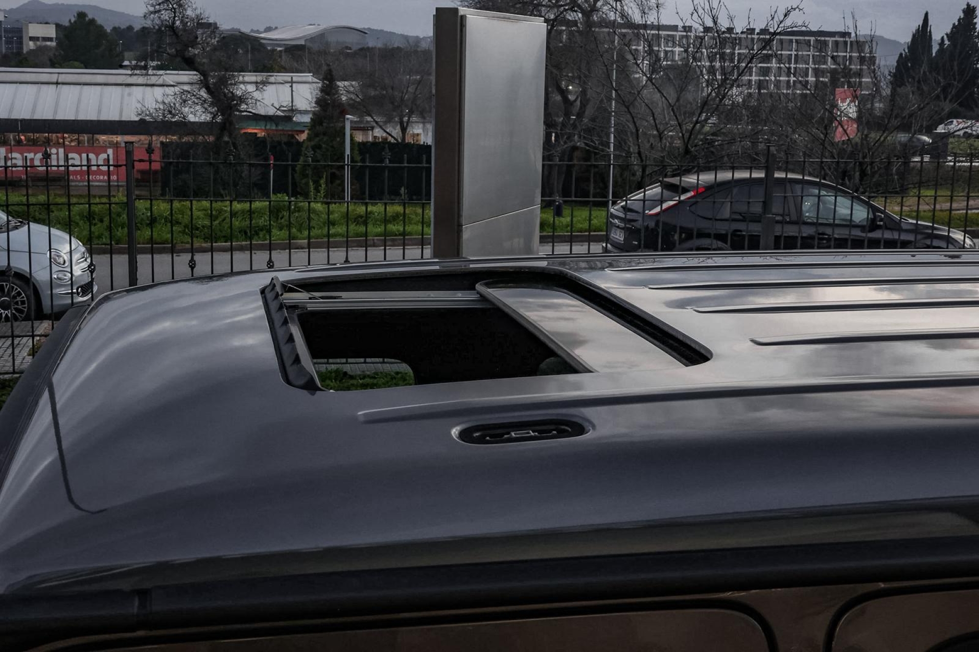 MERCEDES-BENZ G63 AMG