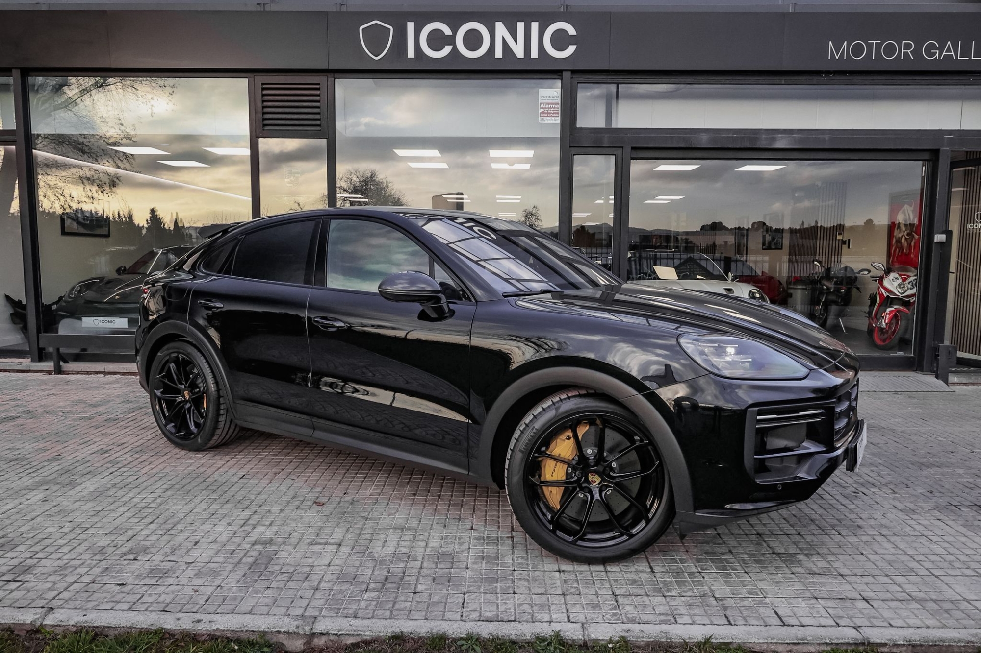 PORSCHE CAYENNE TURBO E-HYBRID PAQUETE GT