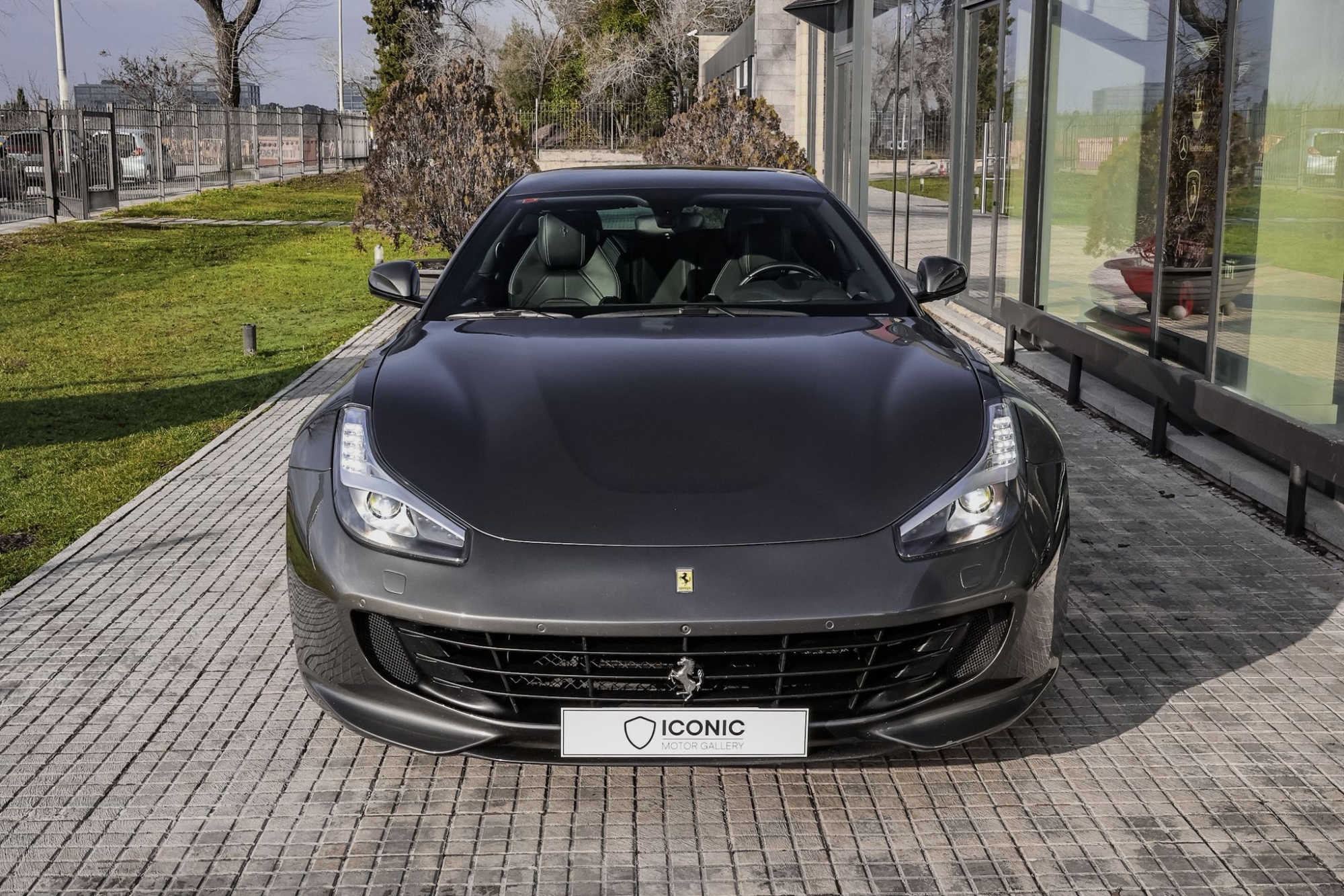 FERRARI GTC4 LUSSO V12