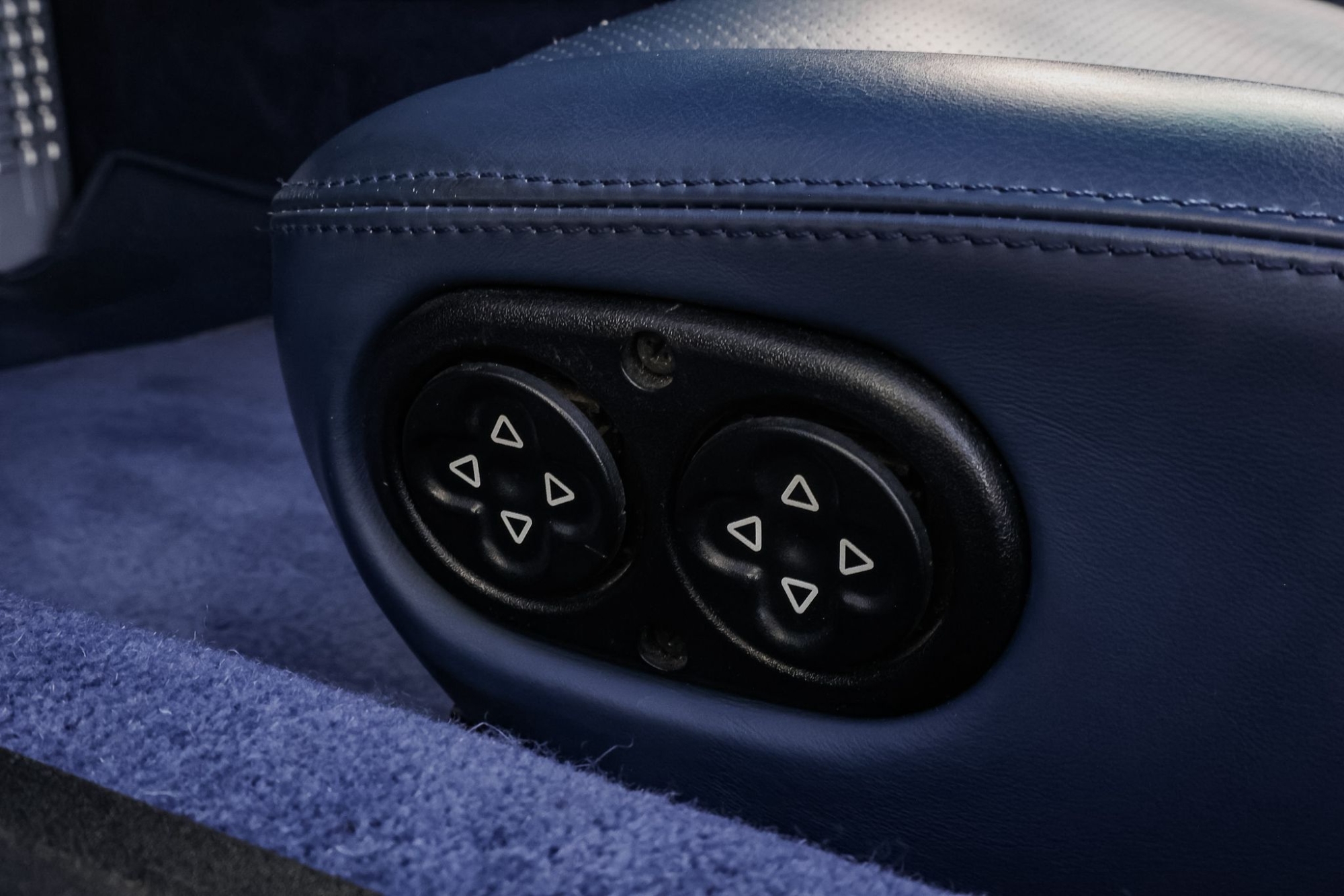 PORSCHE 911 993 CARRERA 4S