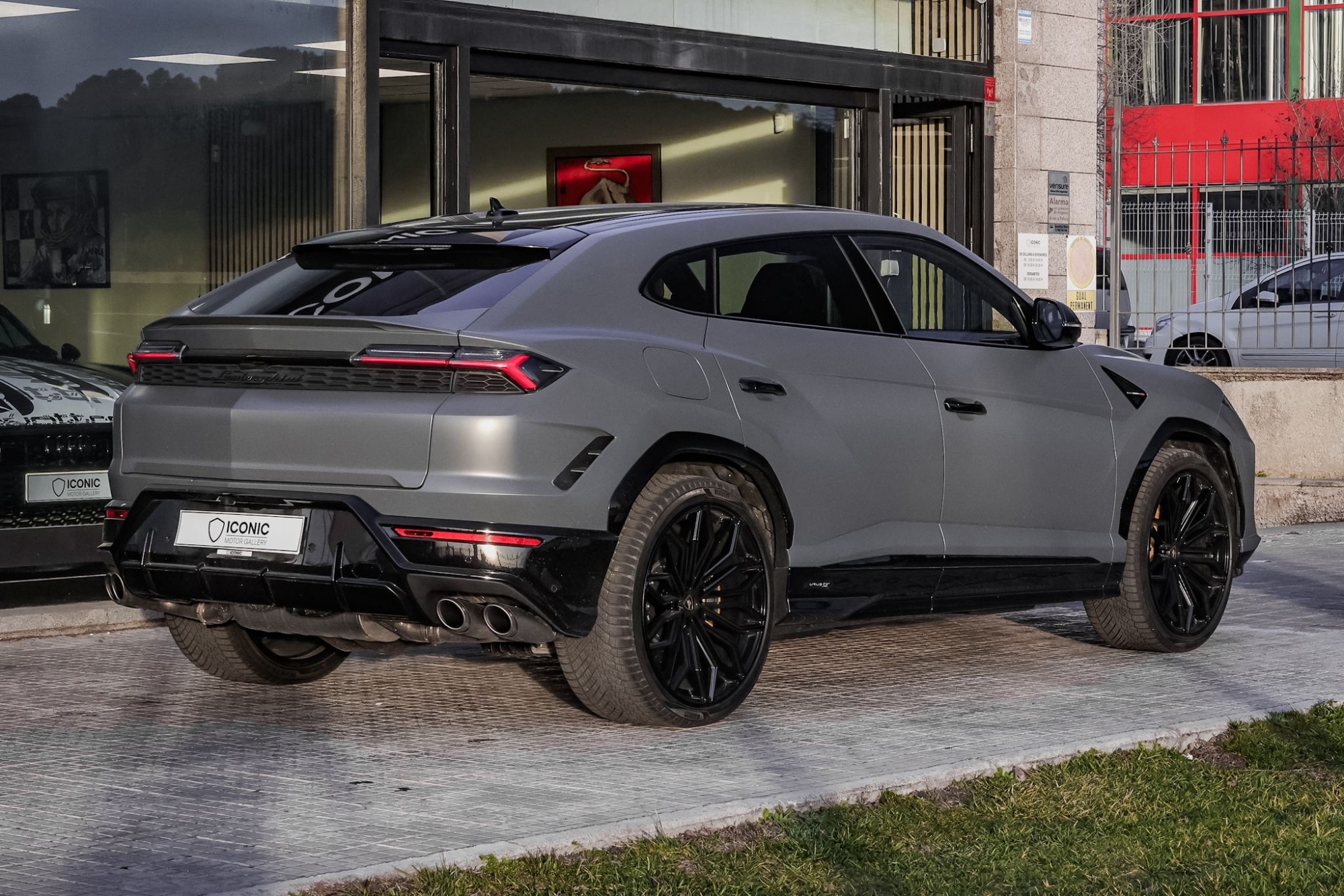 LAMBORGHINI URUS SE