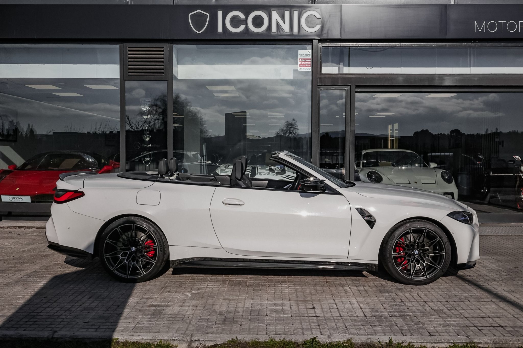 BMW M4 COMPETITION xDRIVE CABRIO