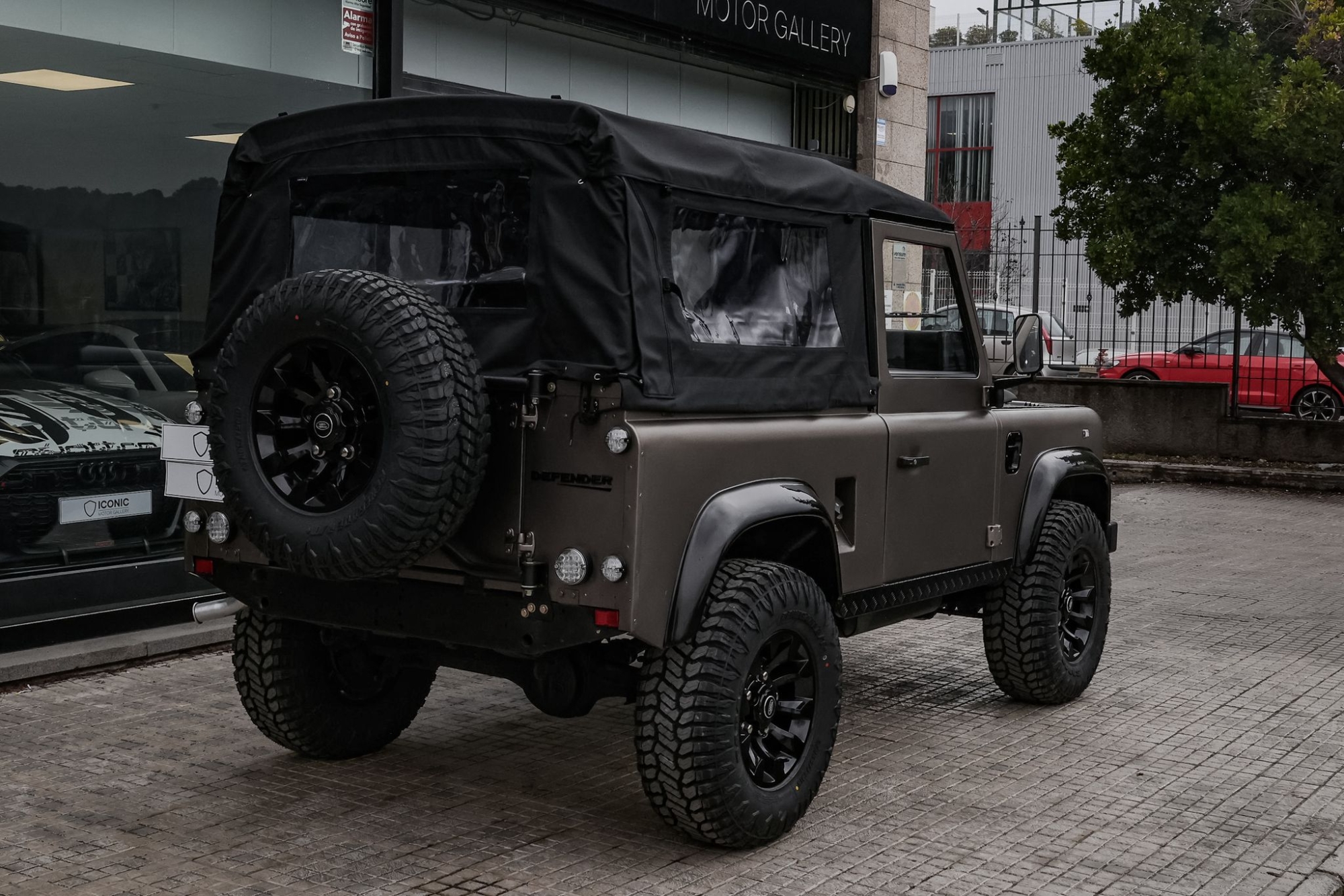LAND ROVER DEFENDER 90 SOFT TOP