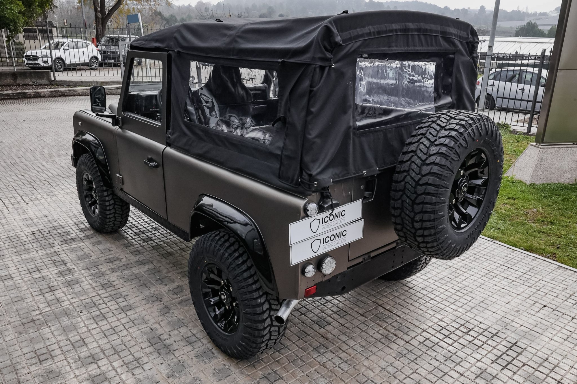 LAND ROVER DEFENDER 90 SOFT TOP