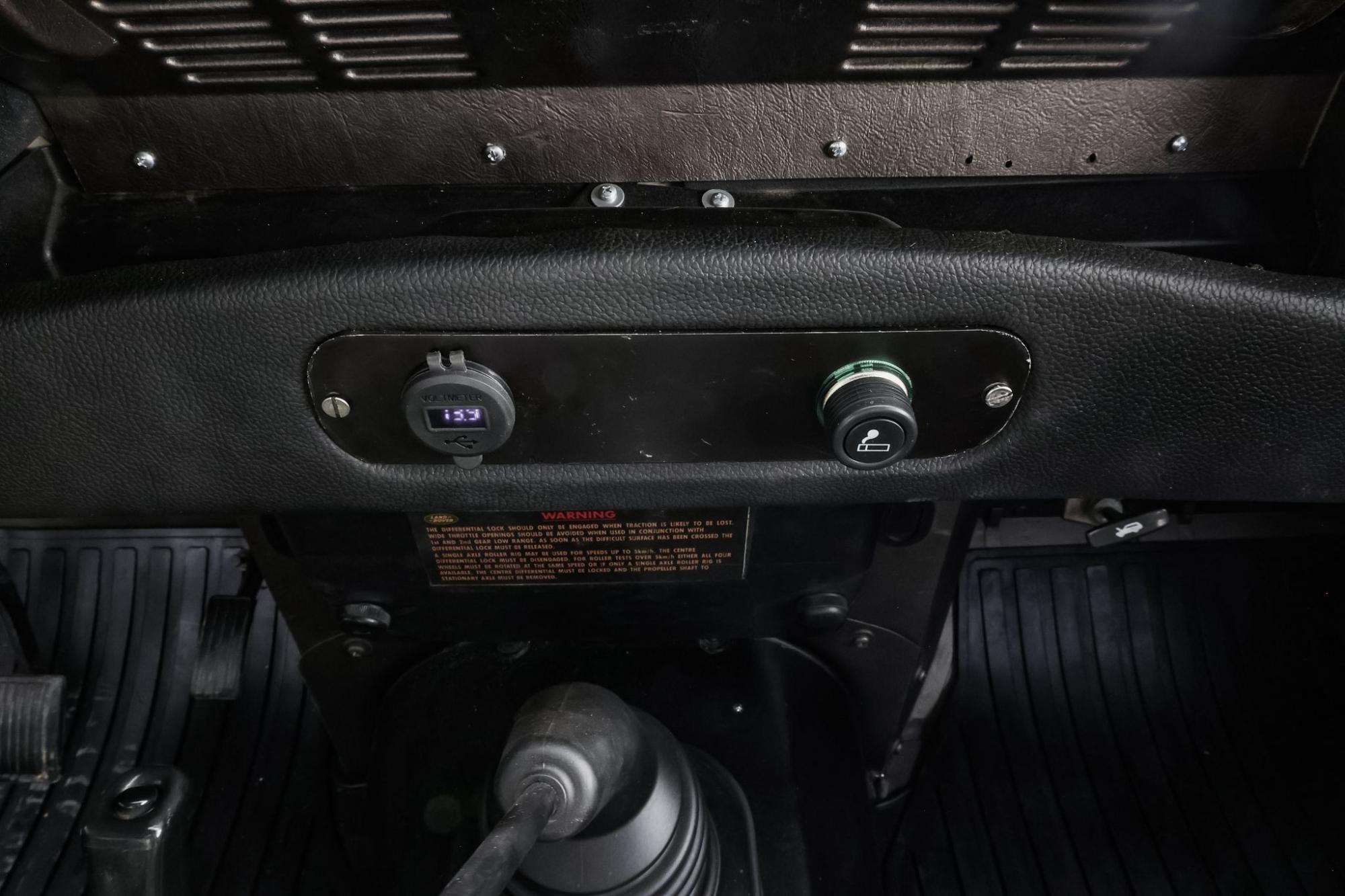 LAND ROVER DEFENDER 90 SOFT TOP