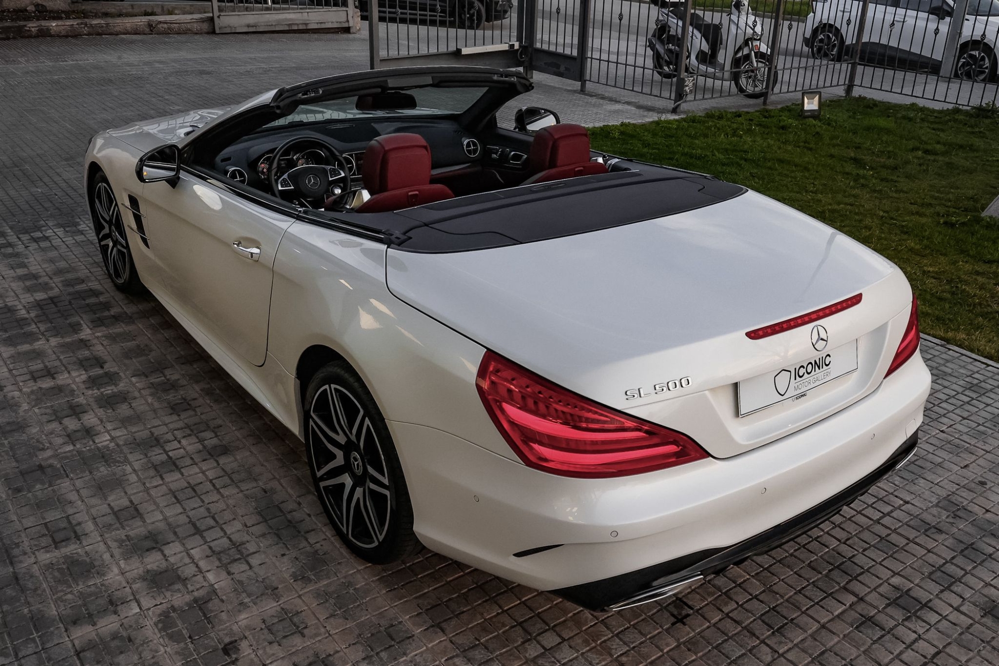 MERCEDES BENZ SL 500